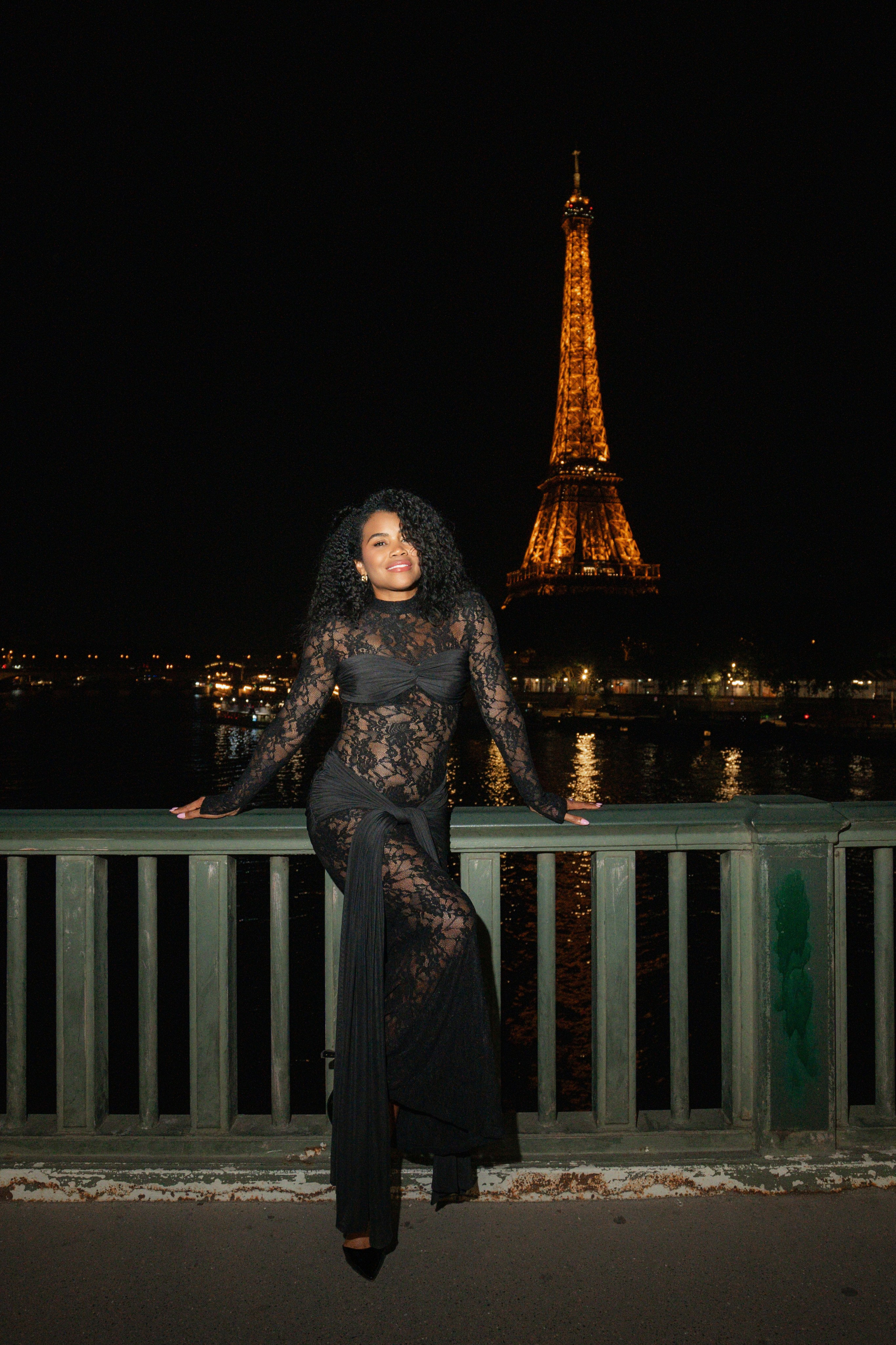 Candice (2h x 2). Photographer in Paris|Solo and groups, portraits & content, couples photo-shoot in Paris at the best locations