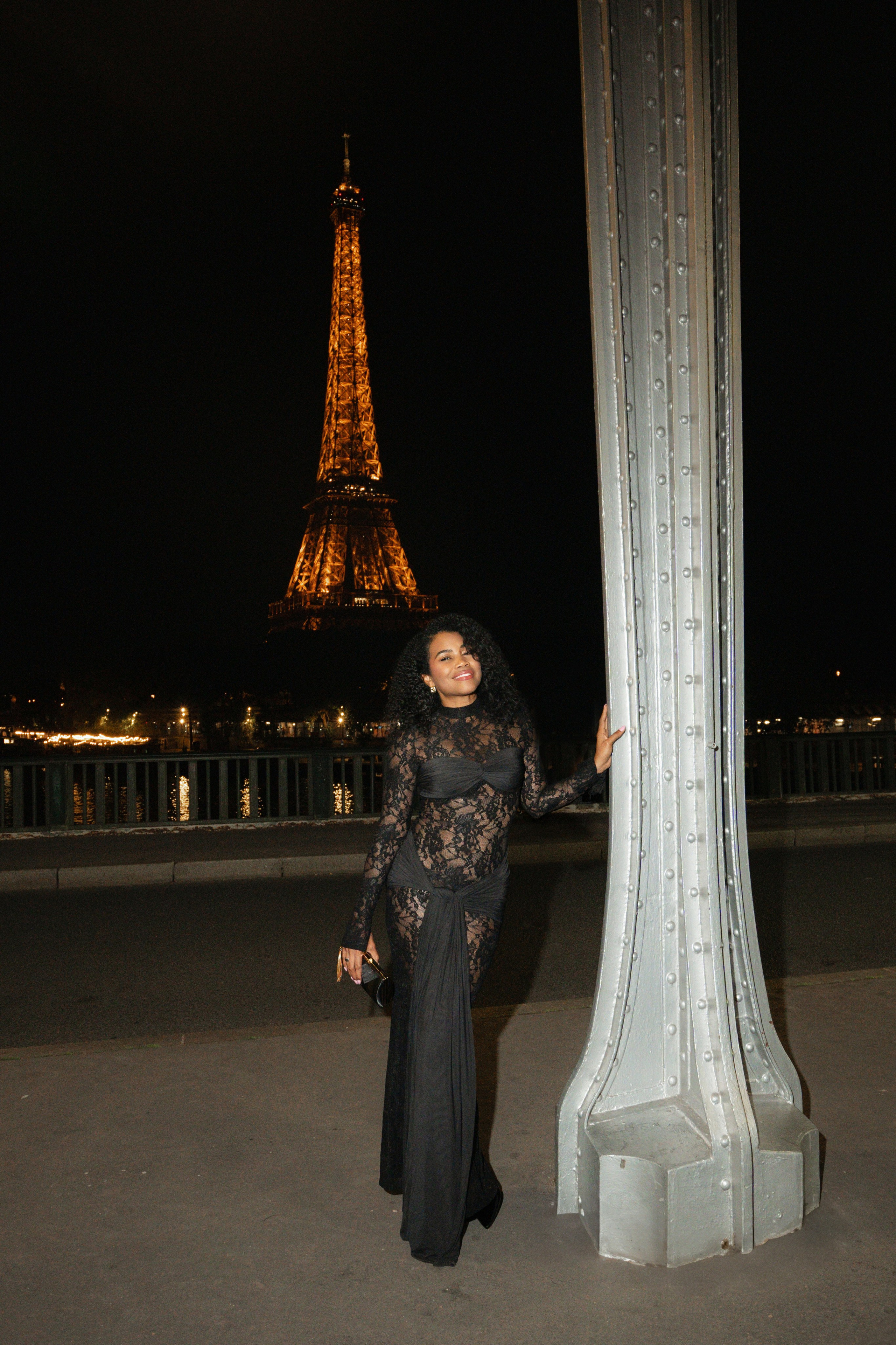 Candice (2h x 2). Photographer in Paris|Solo and groups, portraits & content, couples photo-shoot in Paris at the best locations