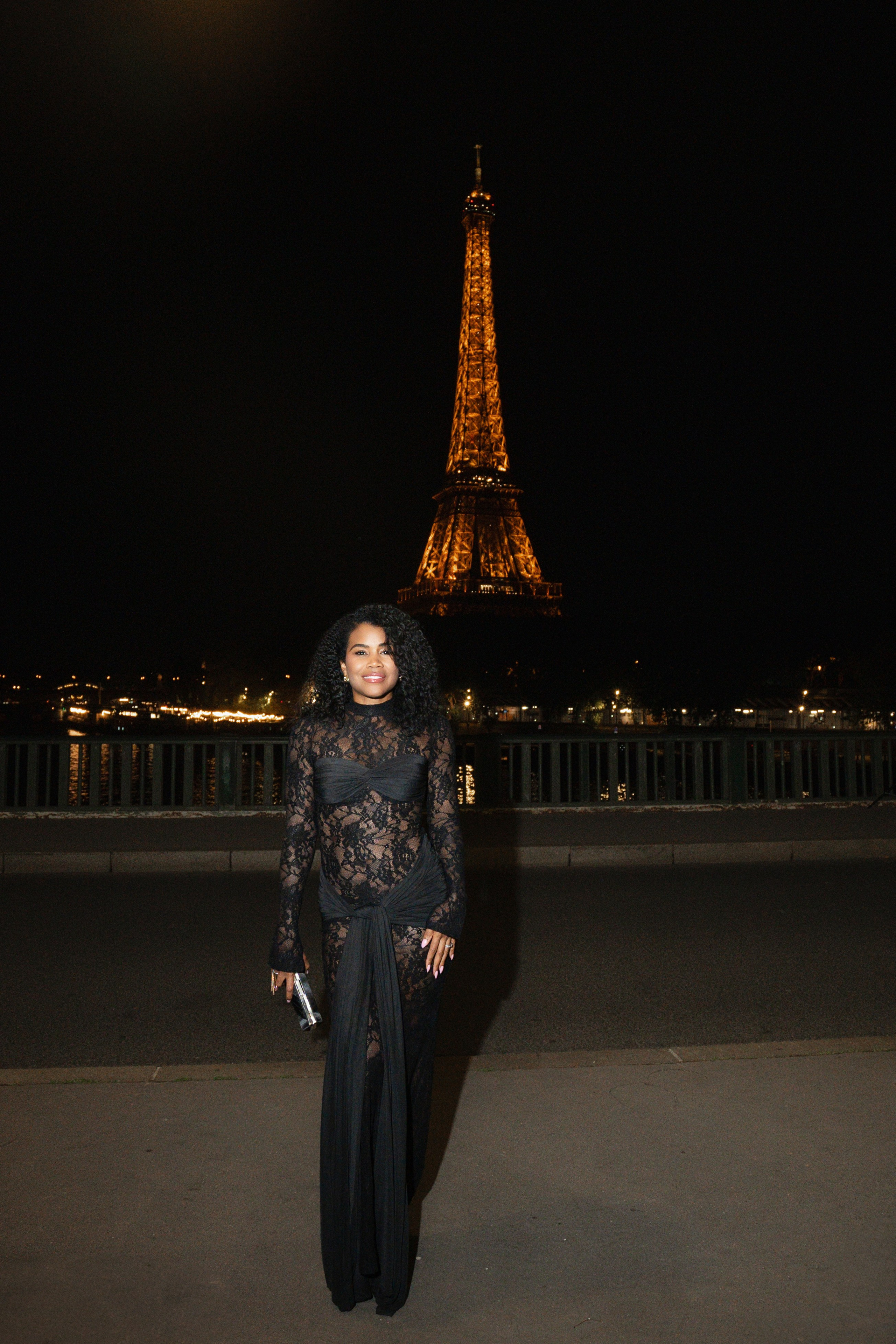 Candice (2h x 2). Photographer in Paris|Solo and groups, portraits & content, couples photo-shoot in Paris at the best locations