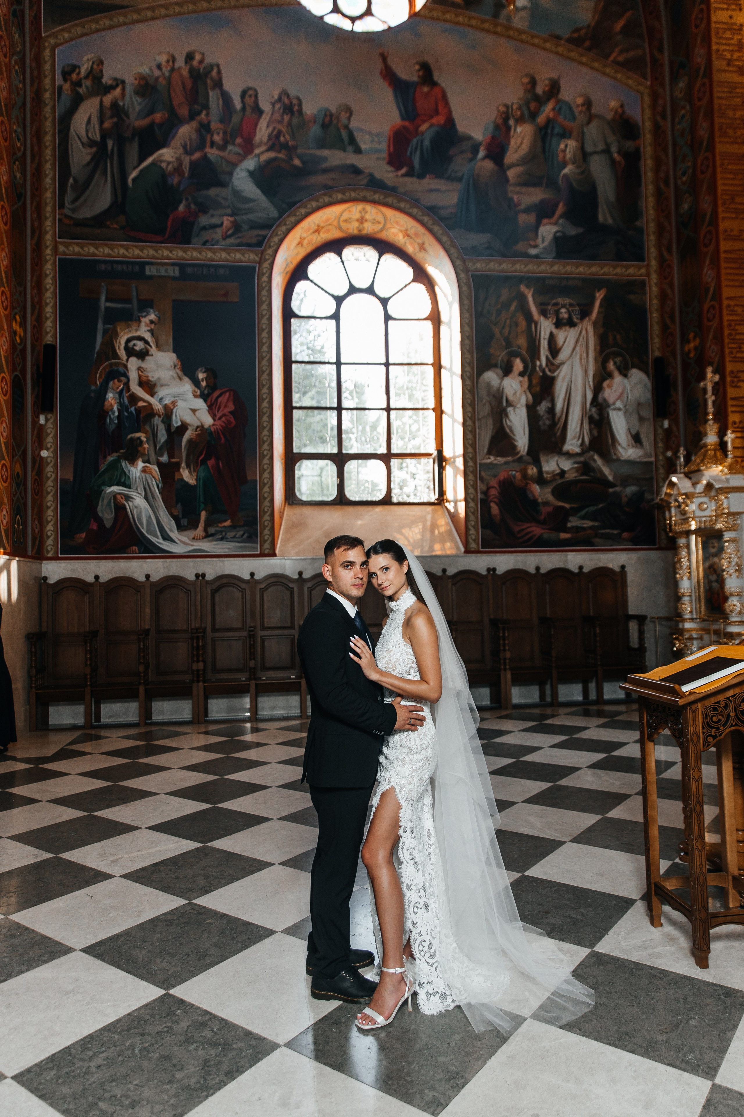 Daniel & Nicoleta. BUREA PRODUCTION