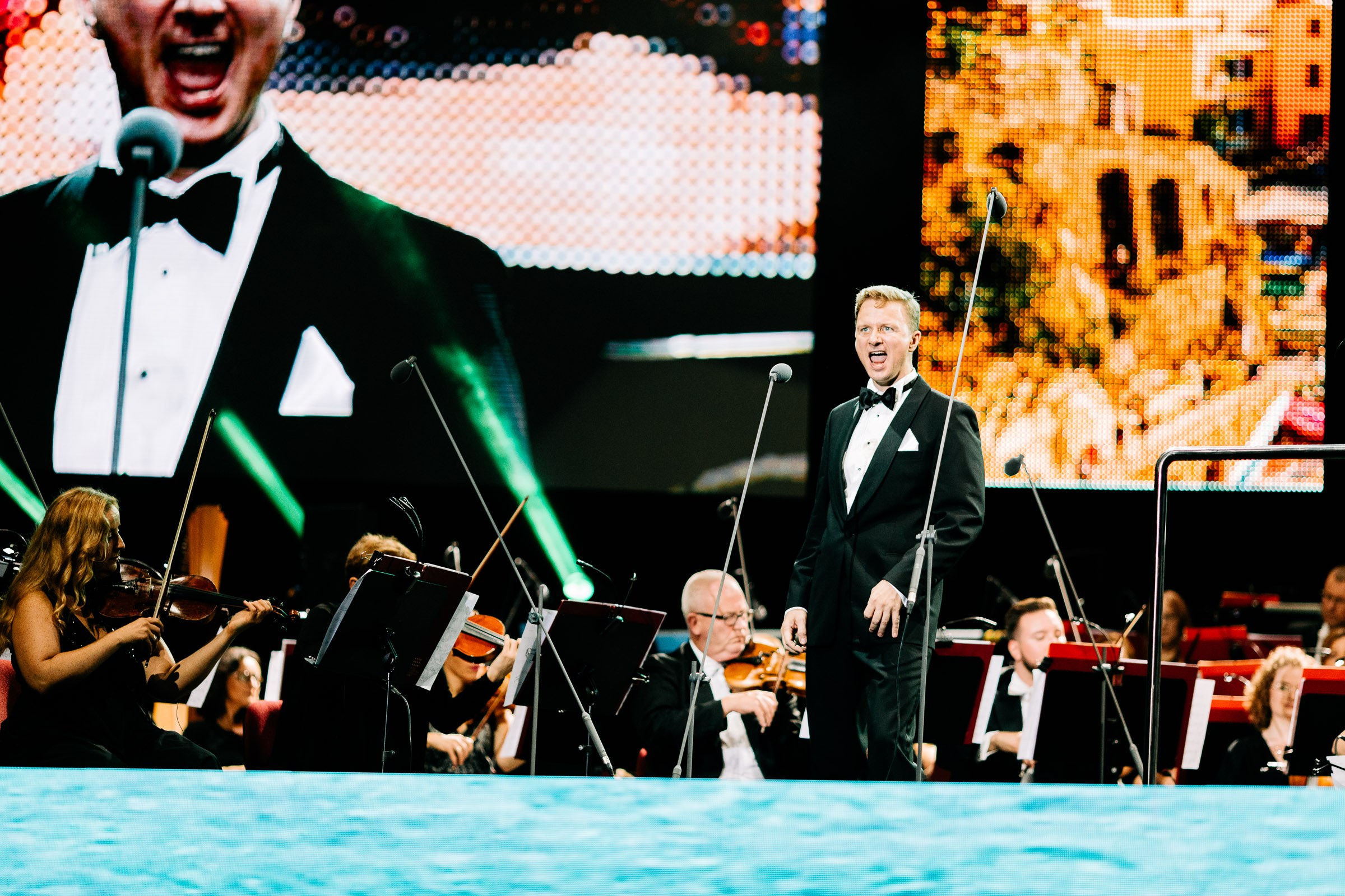 Opera Leśna Koncert. Fotograf Ślubny Warszawa - Sesje Biznesowe Rodzinne Eventy