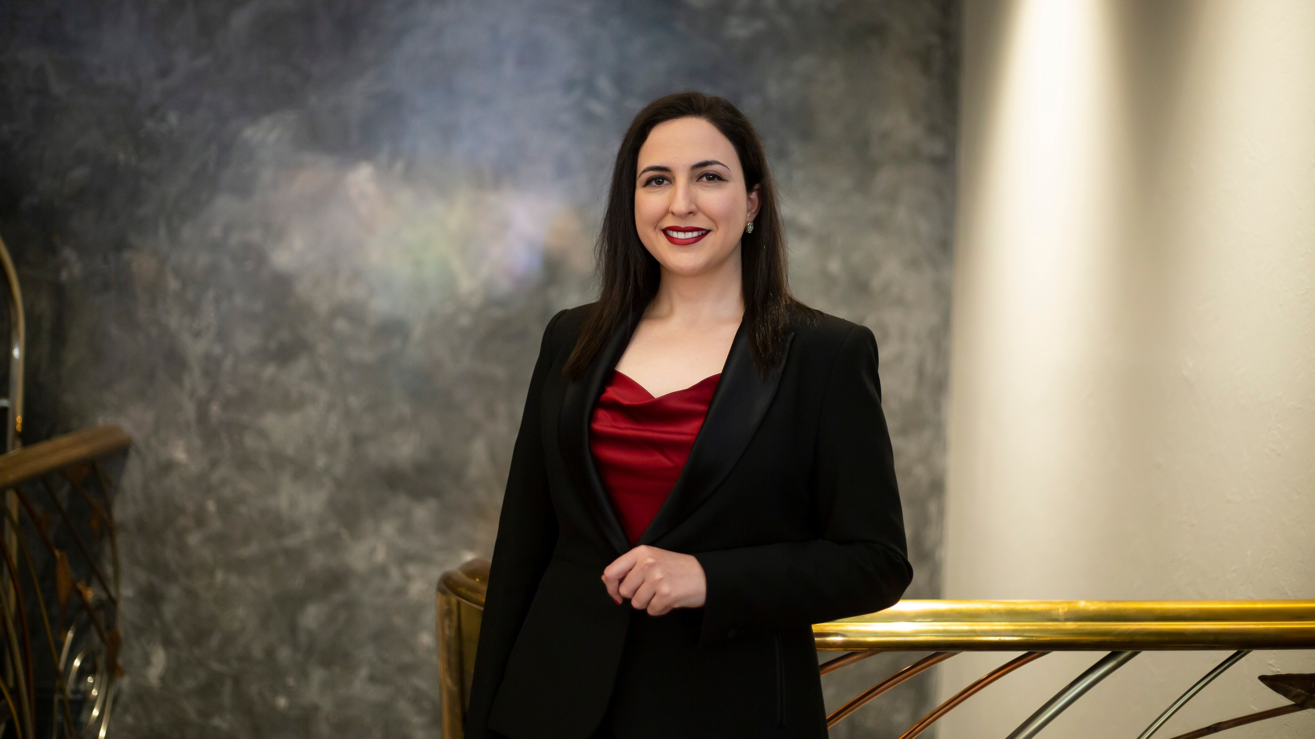 ELINOR MOSHE. Main