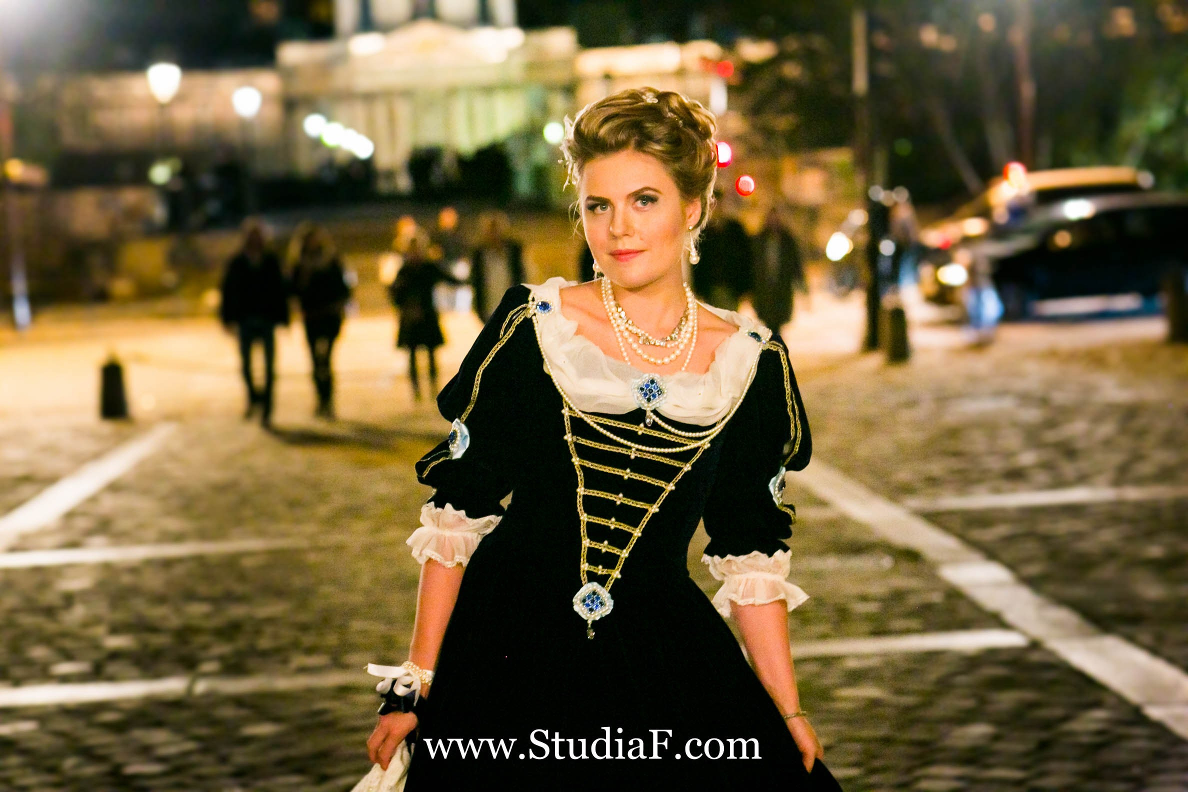 🏀 ТУРИСТАМ ночью (альбом). Феликс — Профессиональный фотограф в Париже