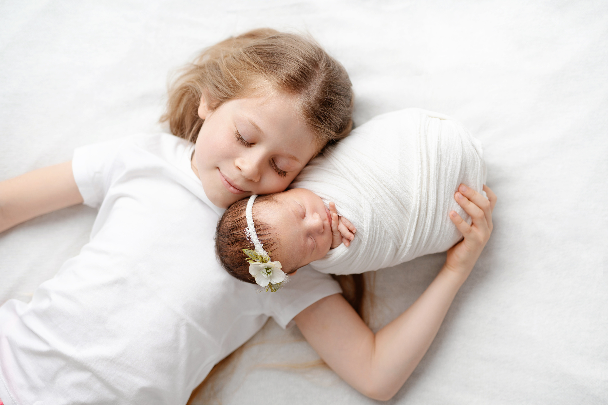 Александра и Даниил. Фотограф новорожденных и детей первого года Евгения Михалькевич