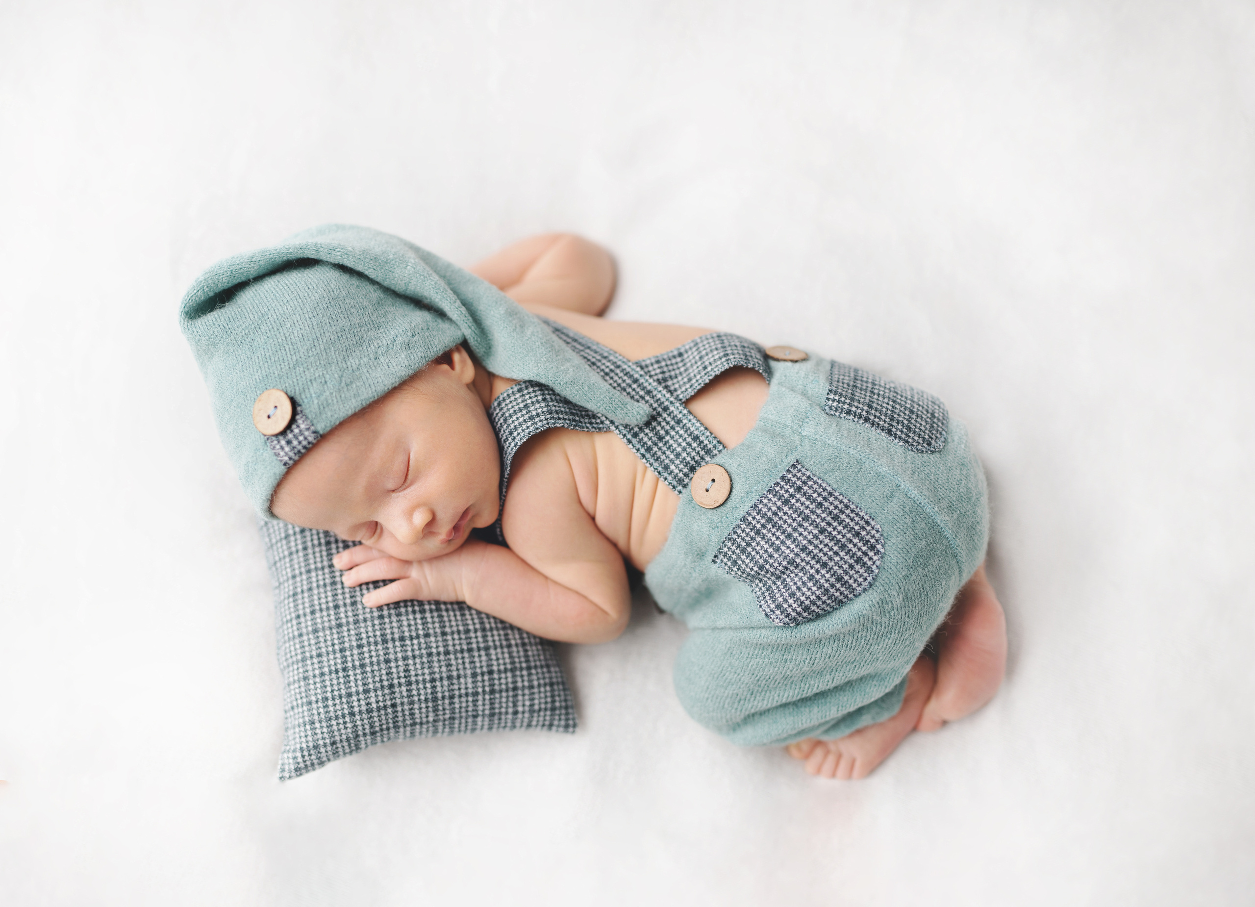 Александра и Даниил. Фотограф новорожденных и детей первого года Евгения Михалькевич