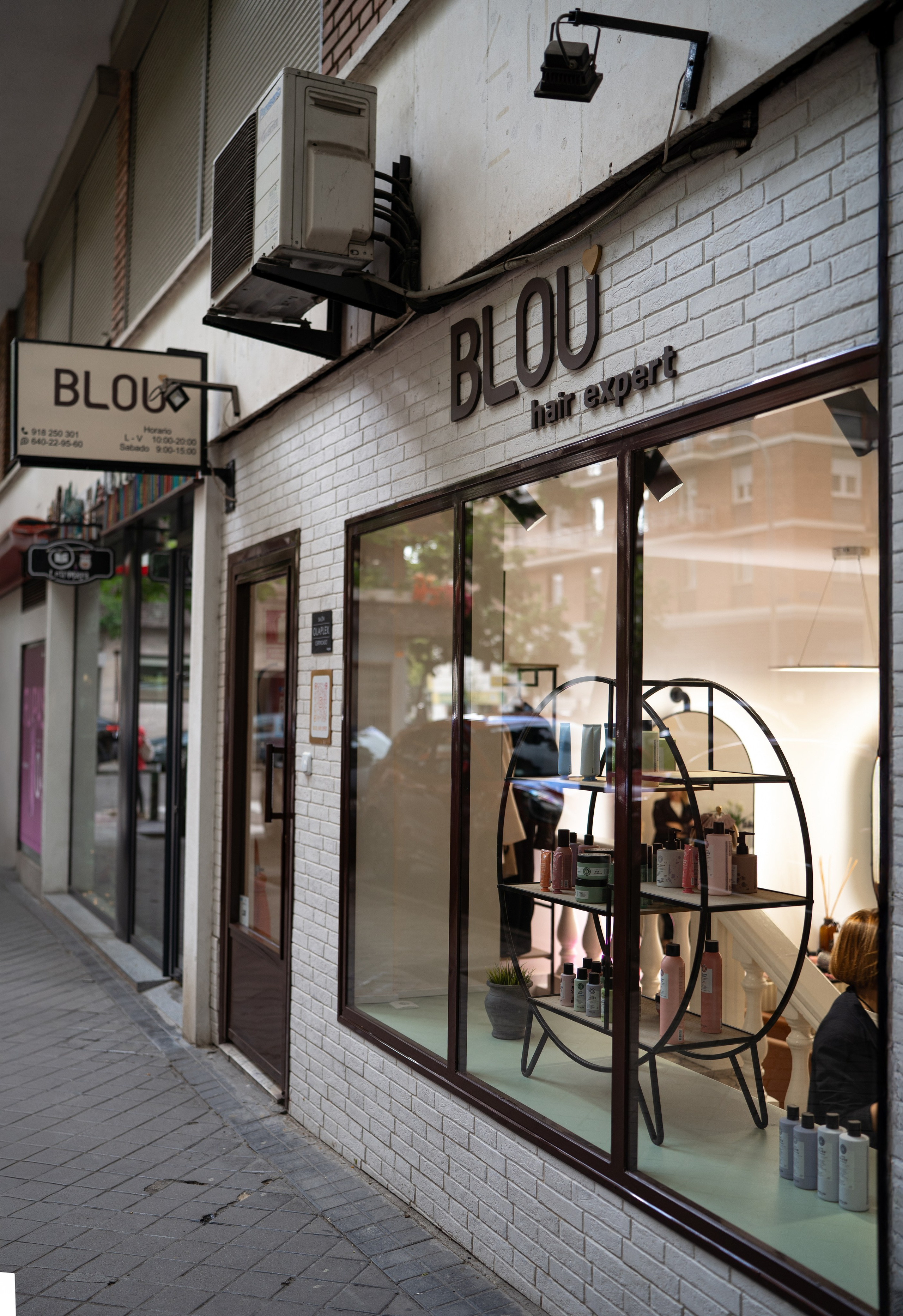 Content shooting for Salon BLOU. Fotógrafo en Madrid, España. Alyona Belyaninova