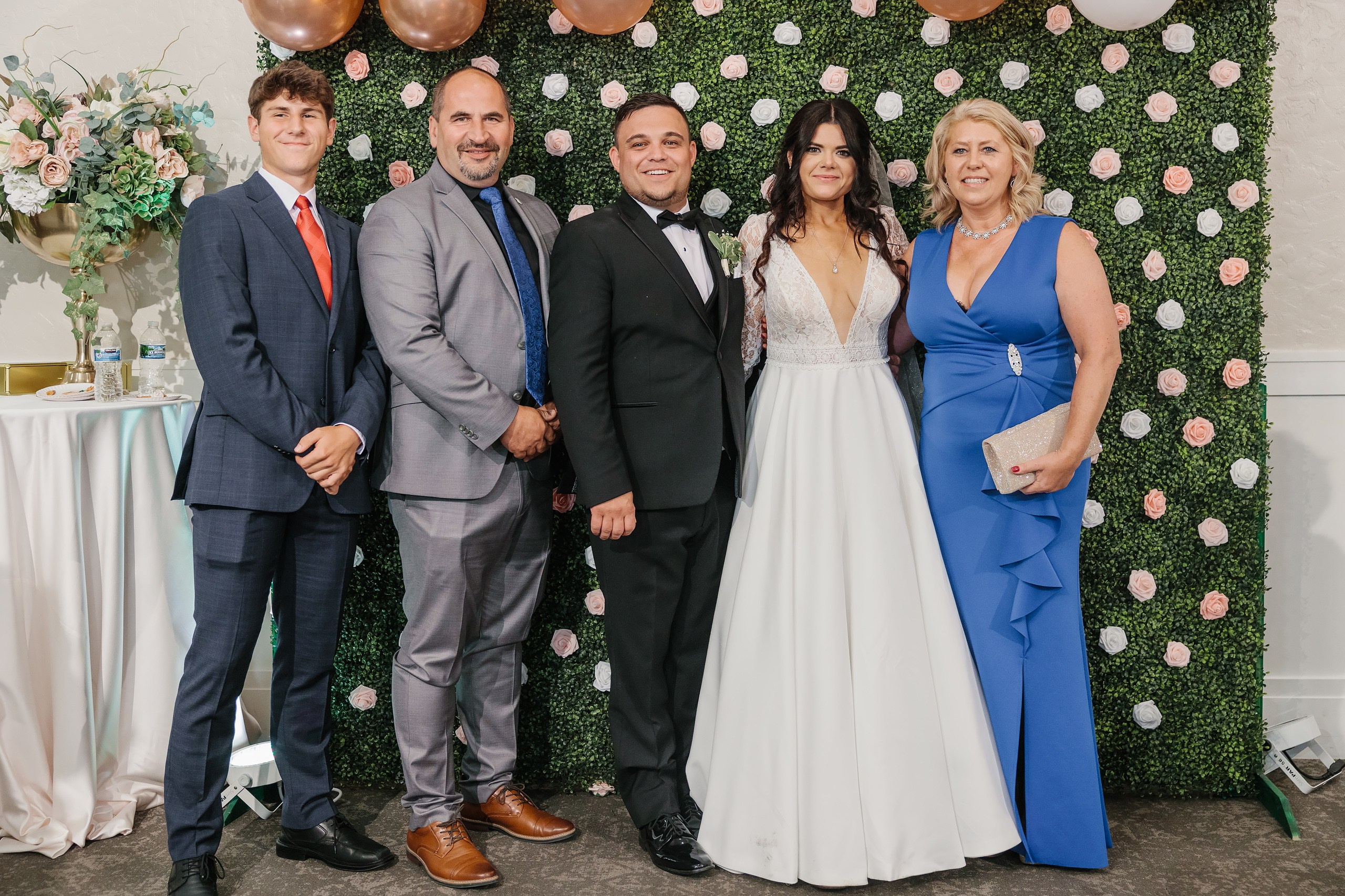 31.08.2024 Wedding. Wedding family event photographer in Chicago Nick Yushevich