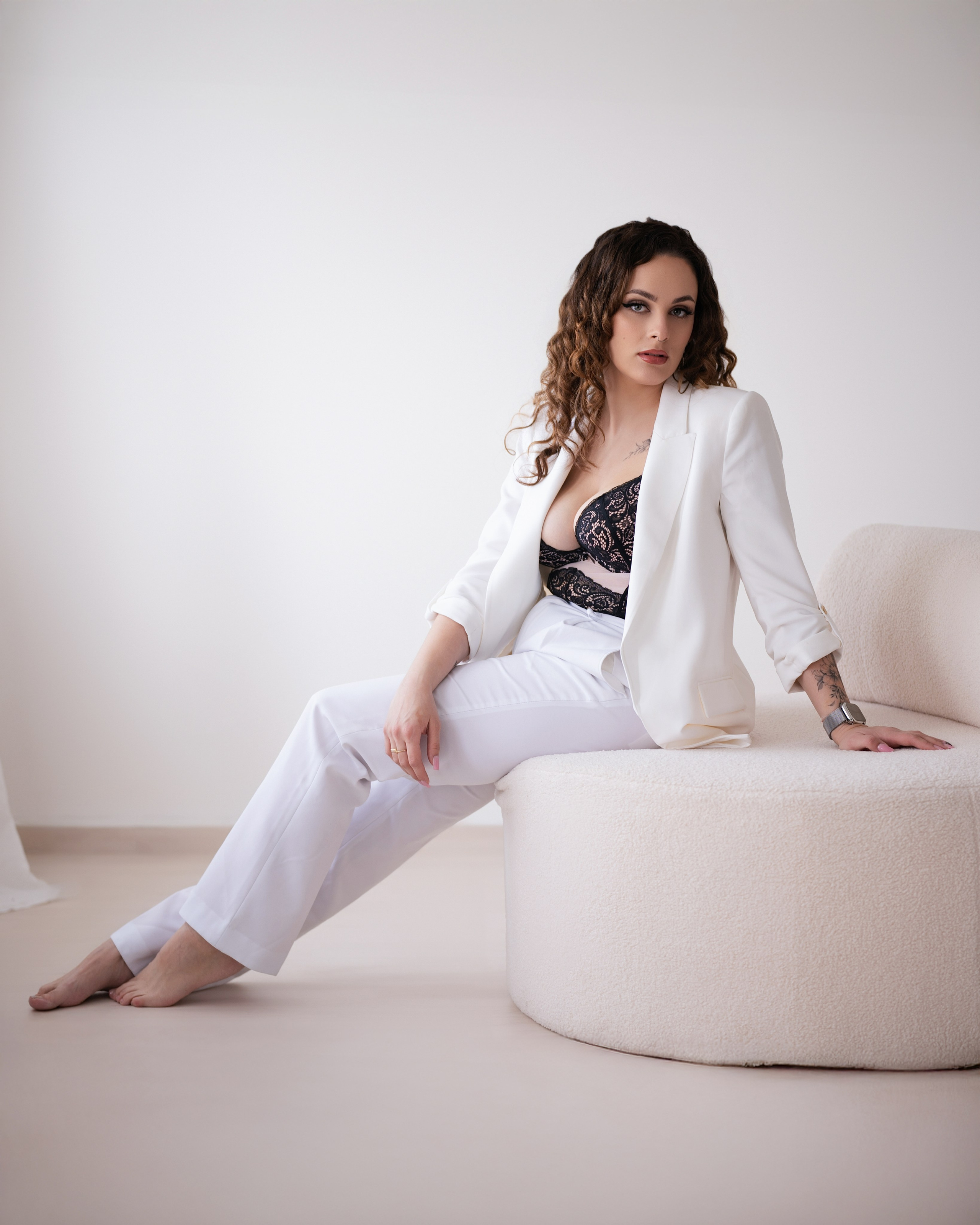 Women Portraits. Home