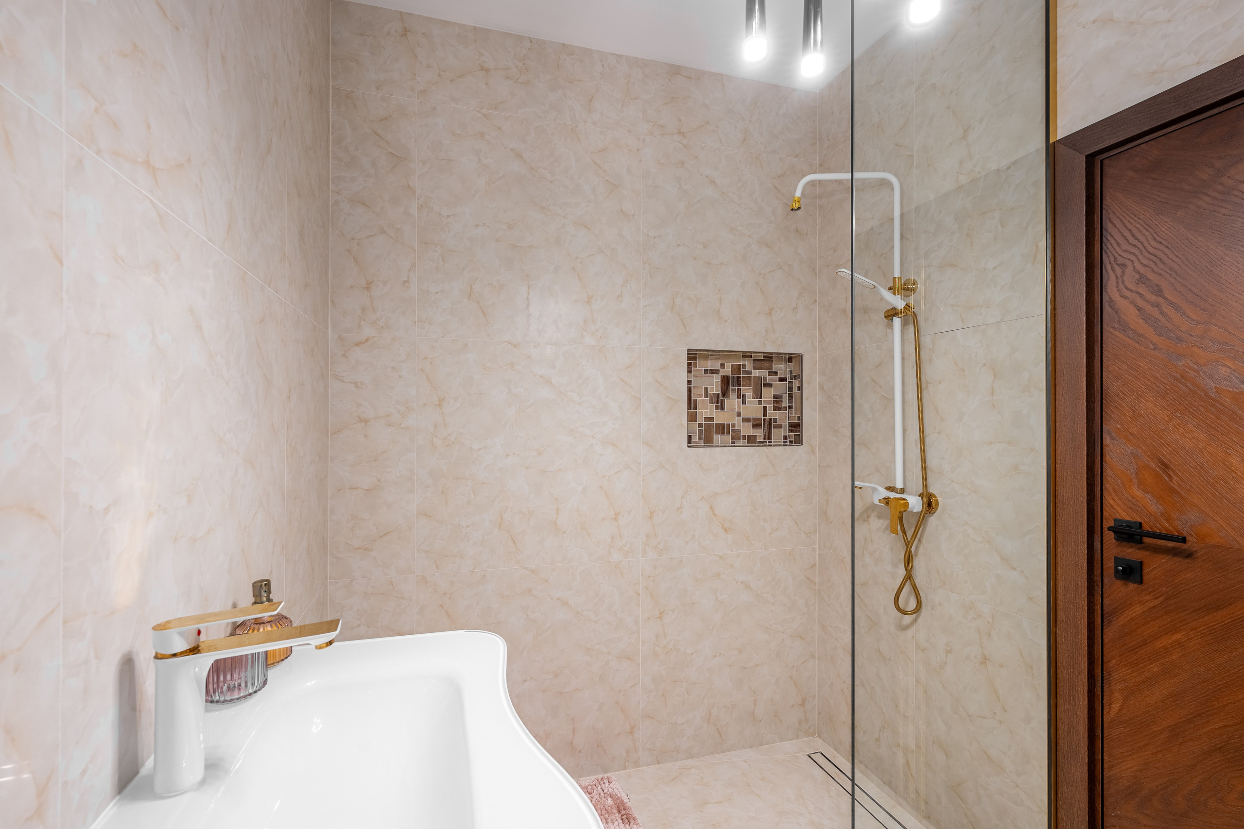 Дизайнерска еднофамилна къща. Професионален фотограф в Пловдив и областта