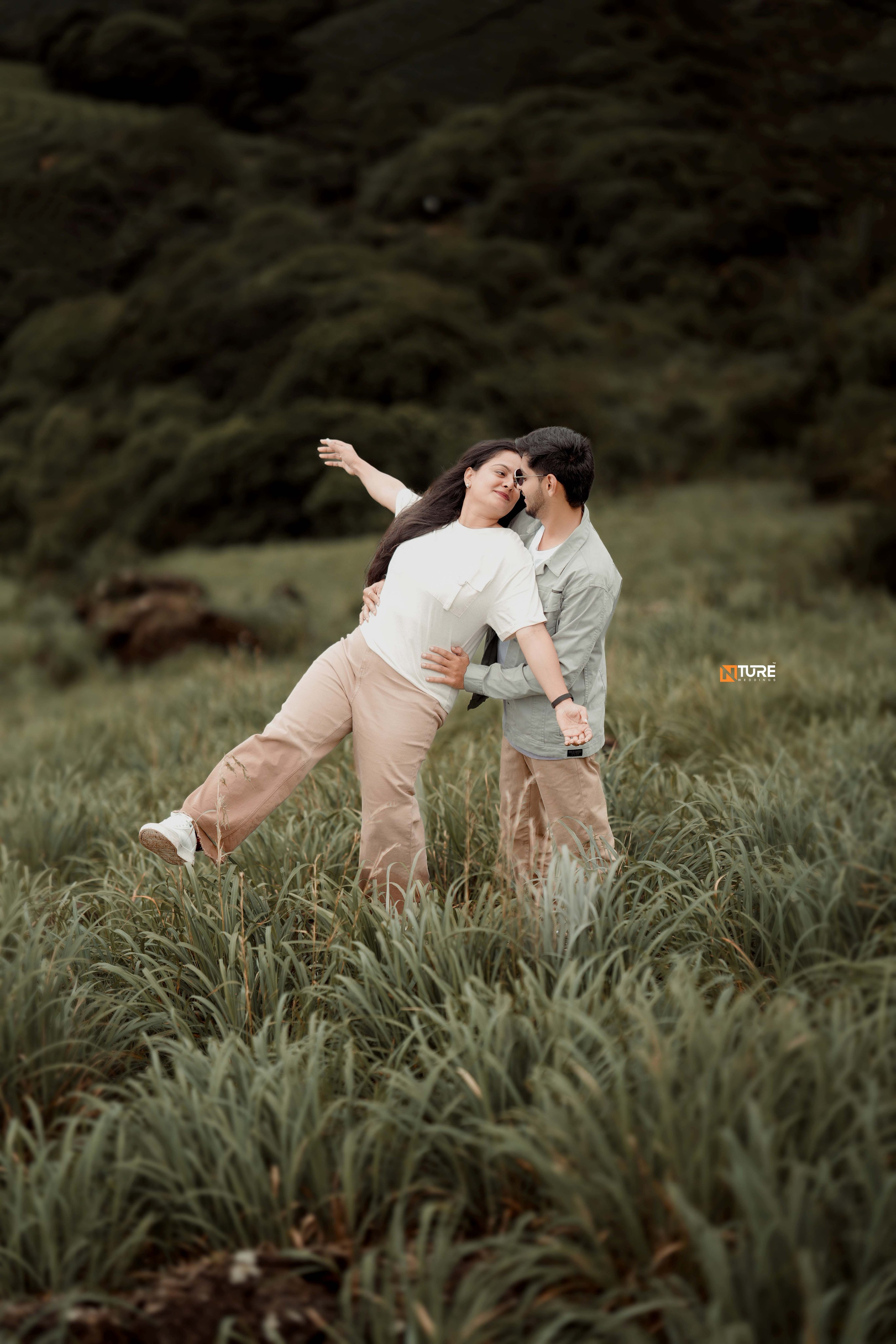 PHOTOS. NTURE WEDDING