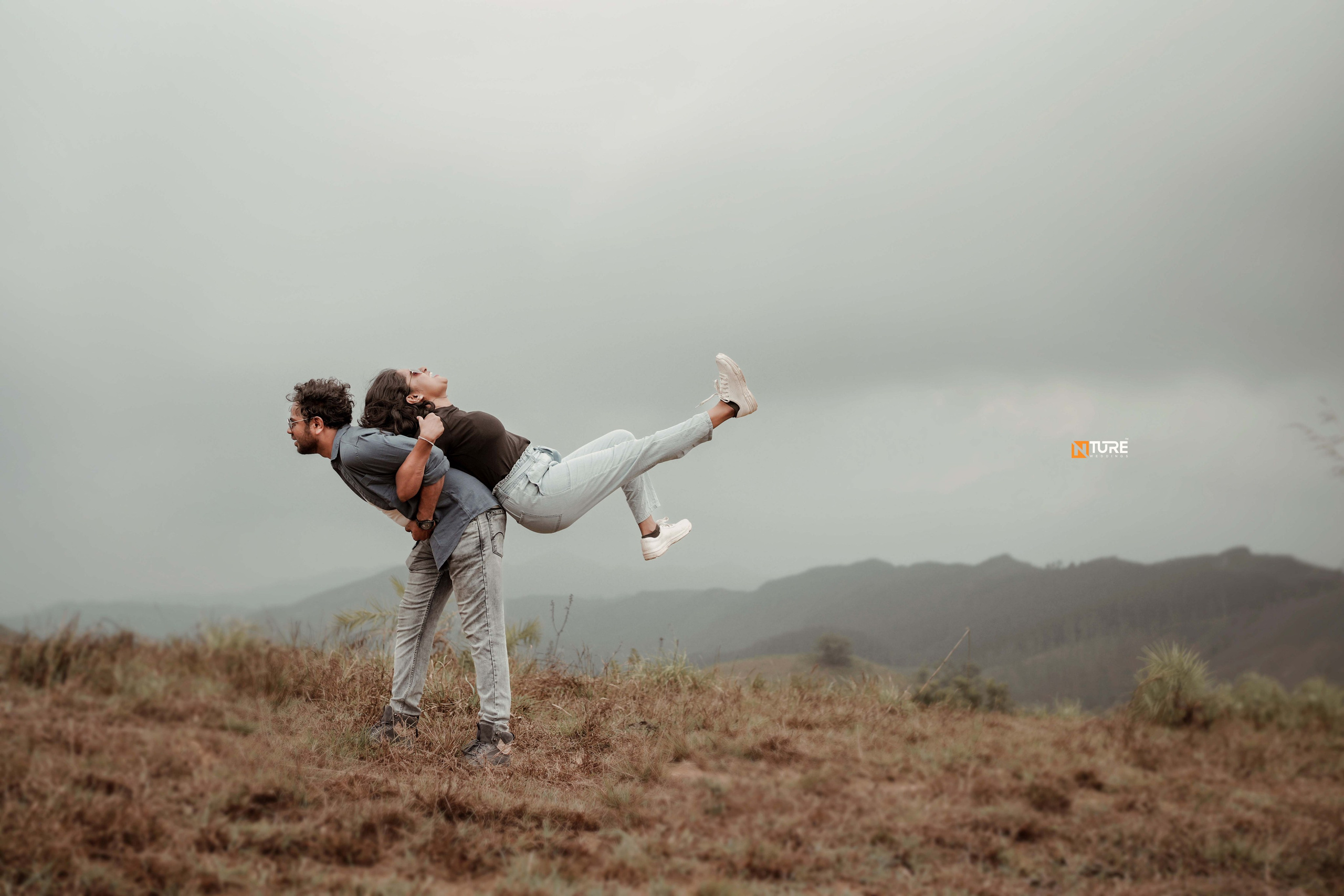 PHOTOS. NTURE WEDDING