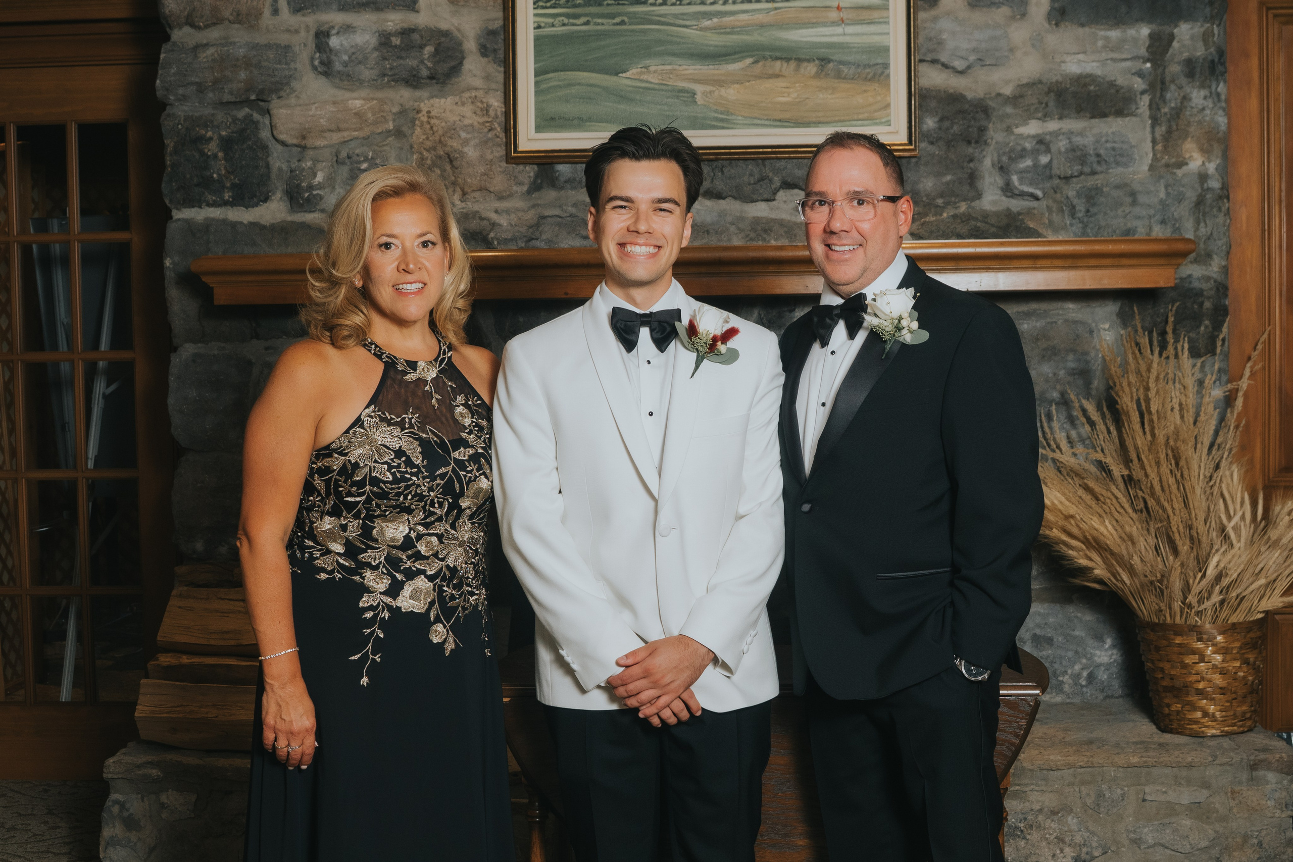 Wedding of Cassandra and Loïc in Beaconsfield, Montreal. Wedding and Family Photography Montreal Muriel Oe Photo