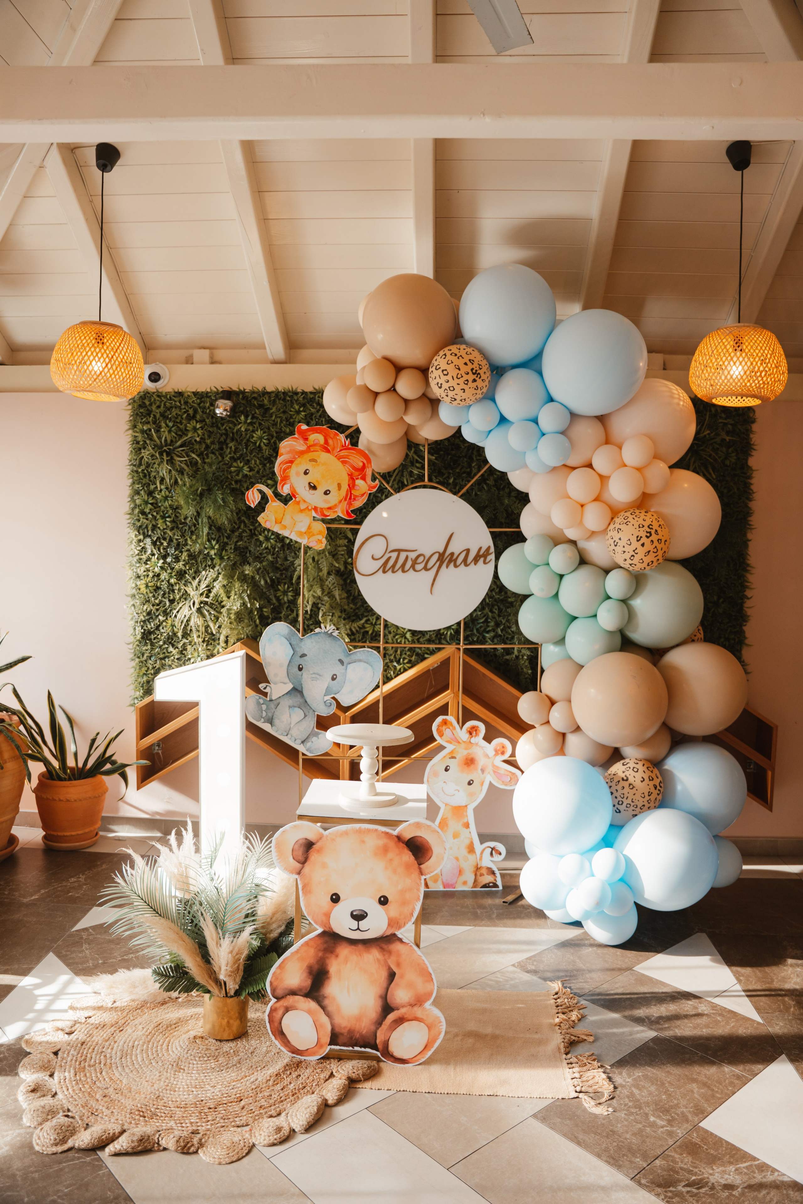 Roðendani. Porodični fotograf