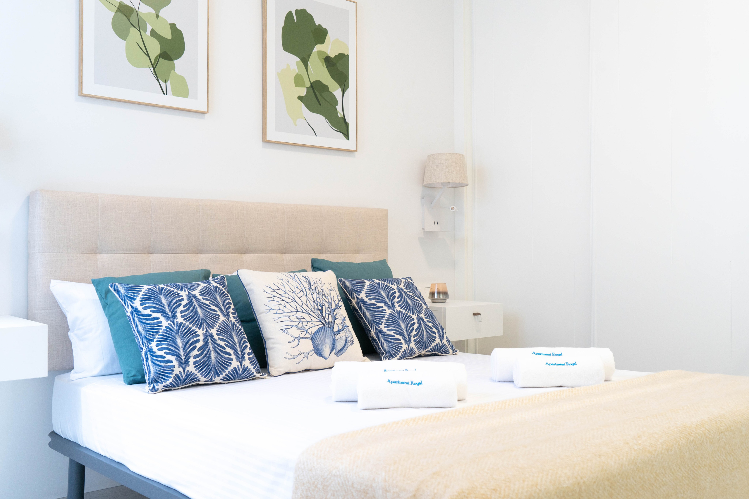 I&M GROUP royal 29. Baby Beast