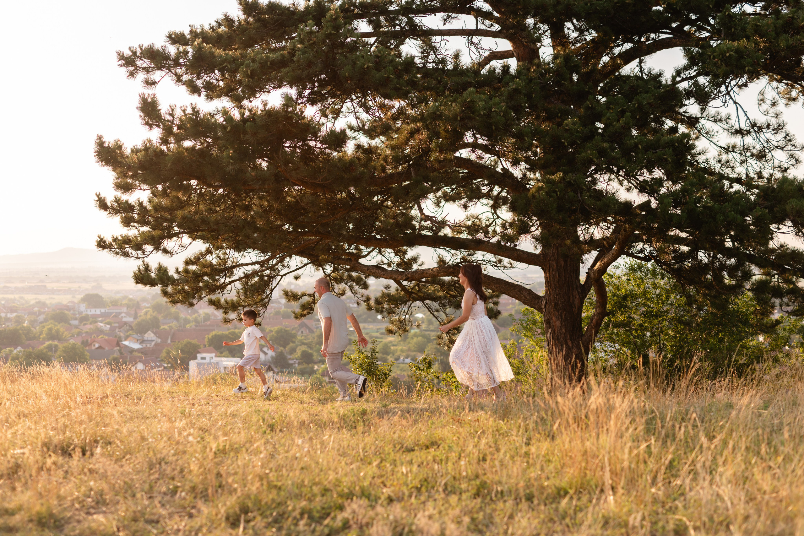 Claudia, Ionut & Cezar — Family. Main