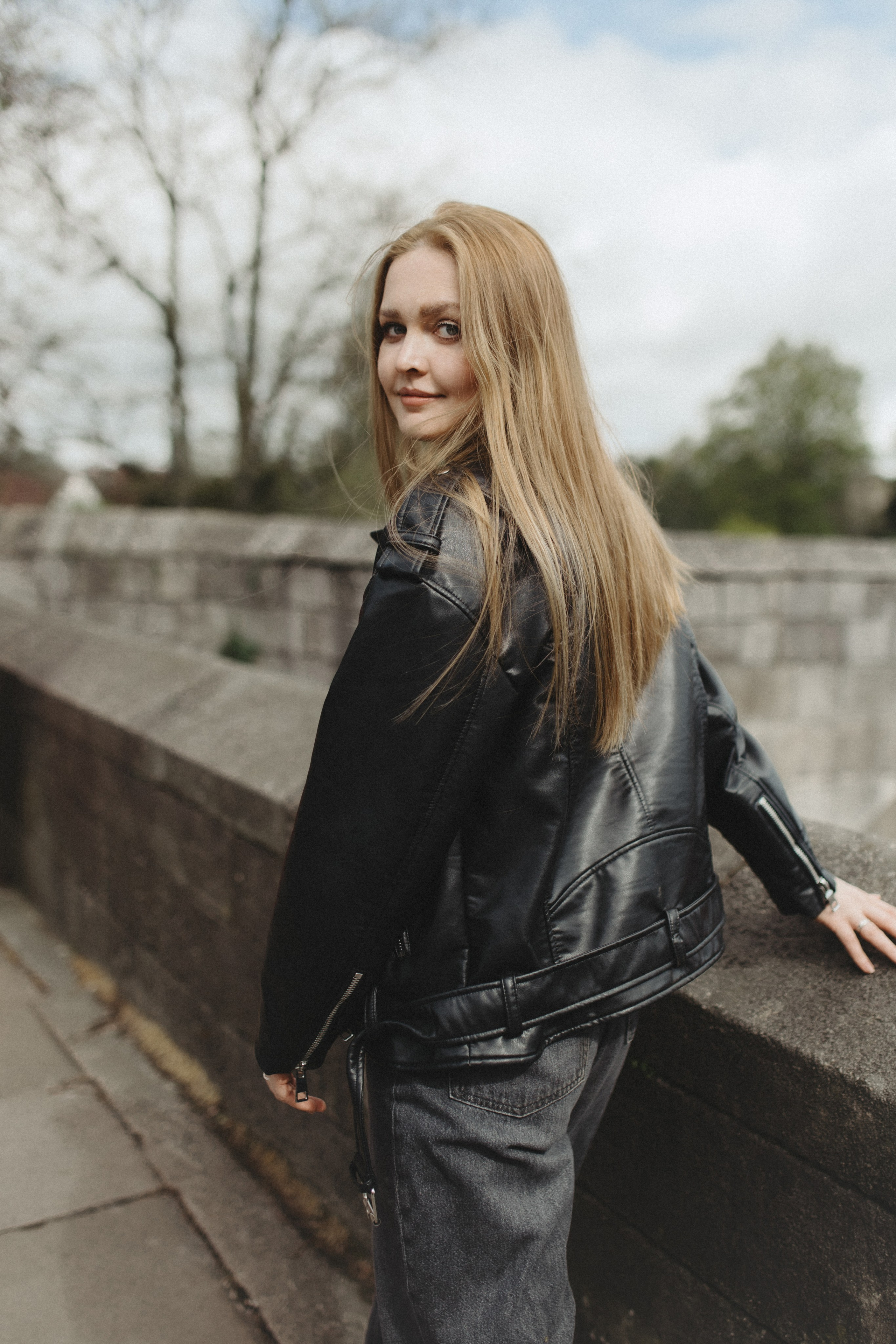 Vika. Wedding and Portrait Photographer Evie Moon