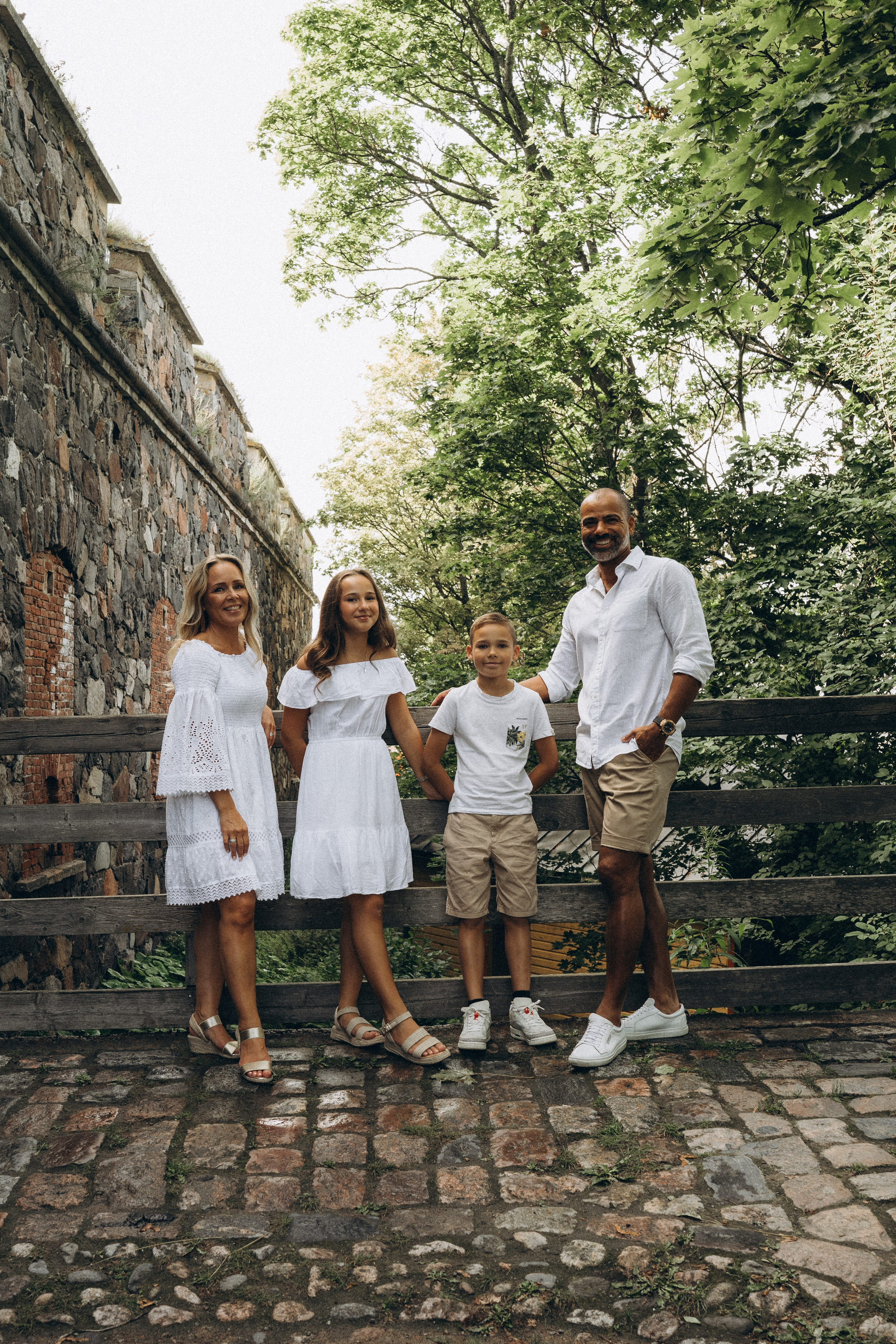 Suomenlinna. Wedding and portrait photographer in Helsinki Vickan O