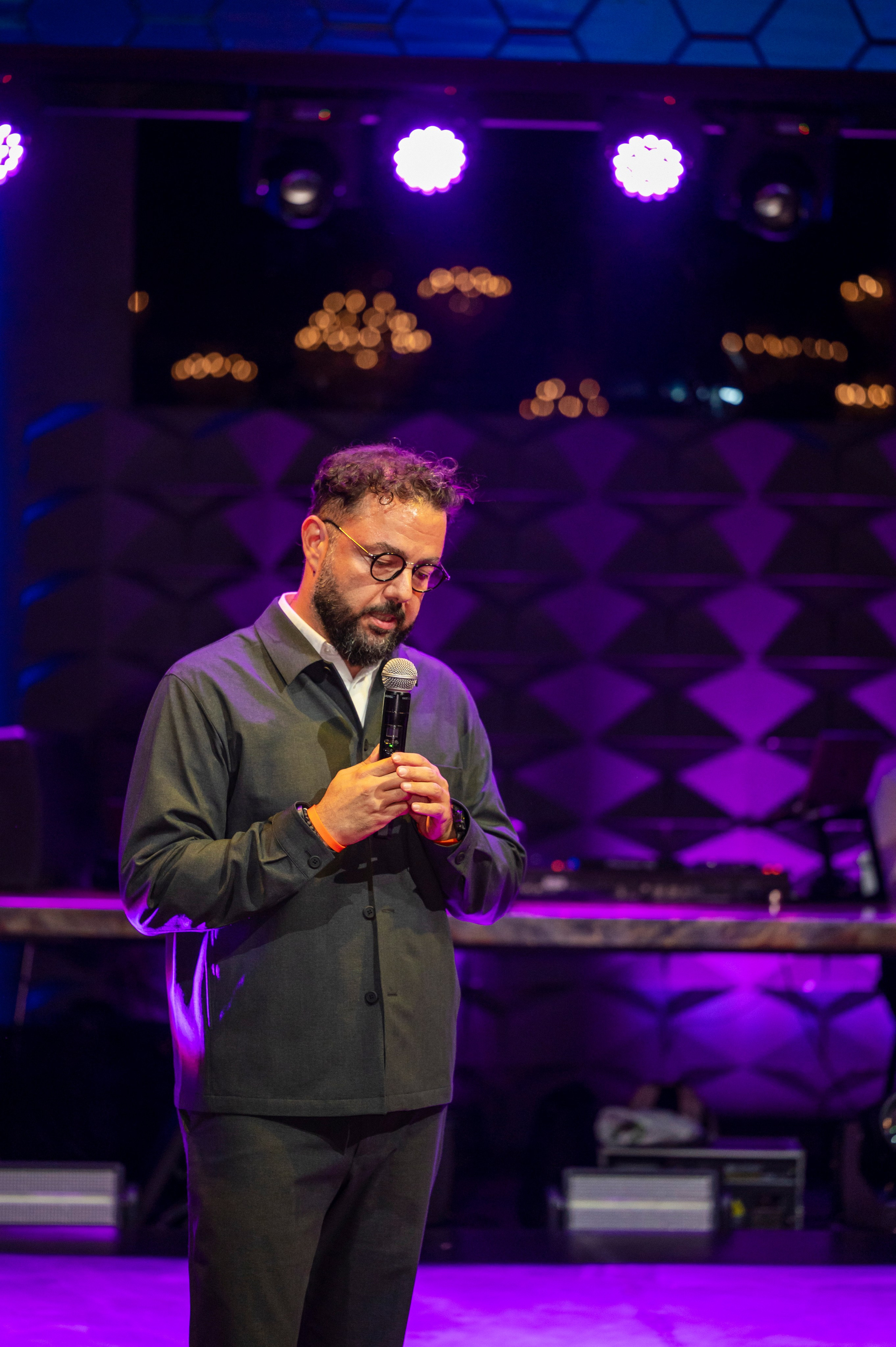 РЕПОРТАЖ. Фотограф в Ереване Карина Тоноян