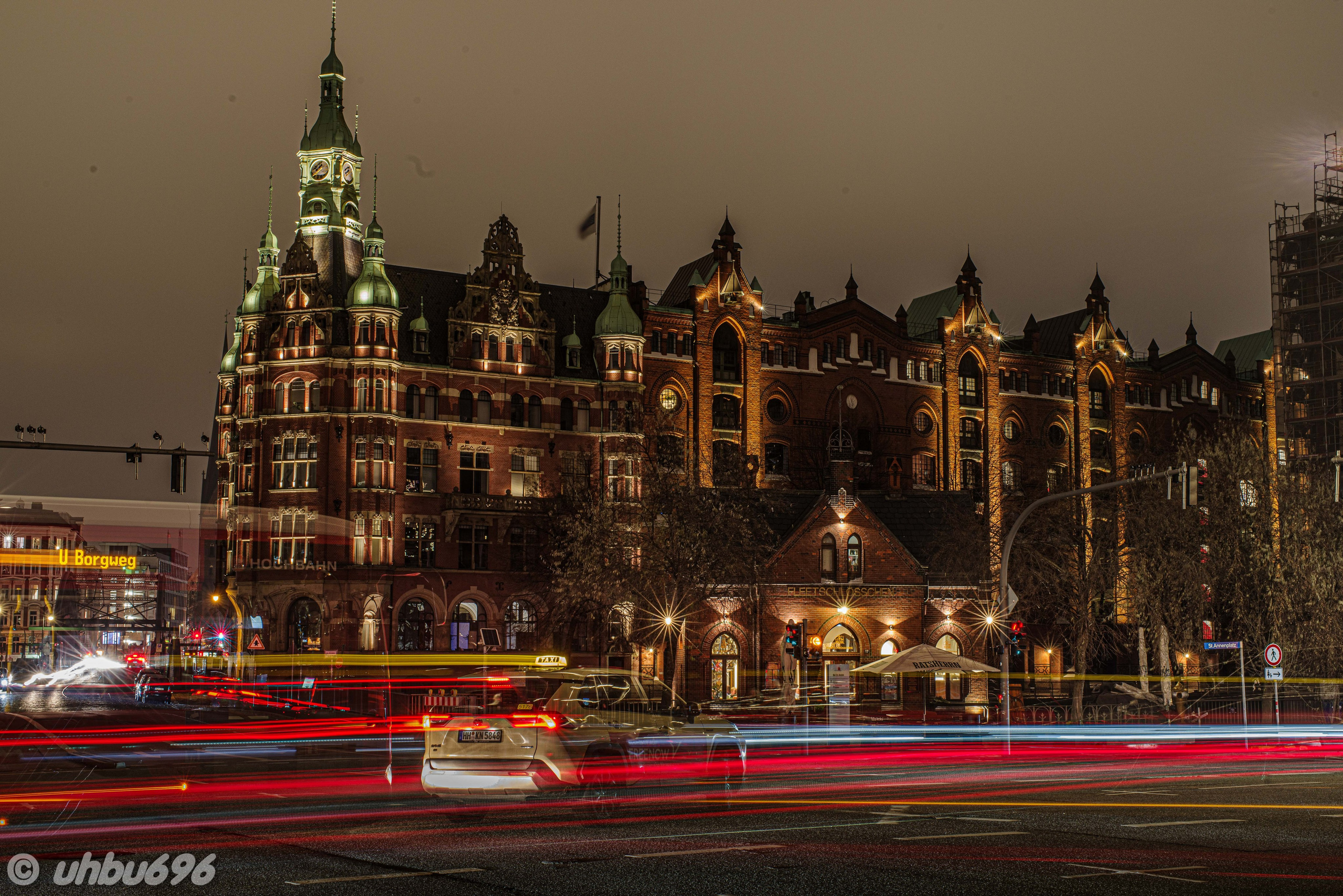 Speicherstadt in Hamburg — Historic Warehouse District by the Water. ReCity — local city news that matter, no noise