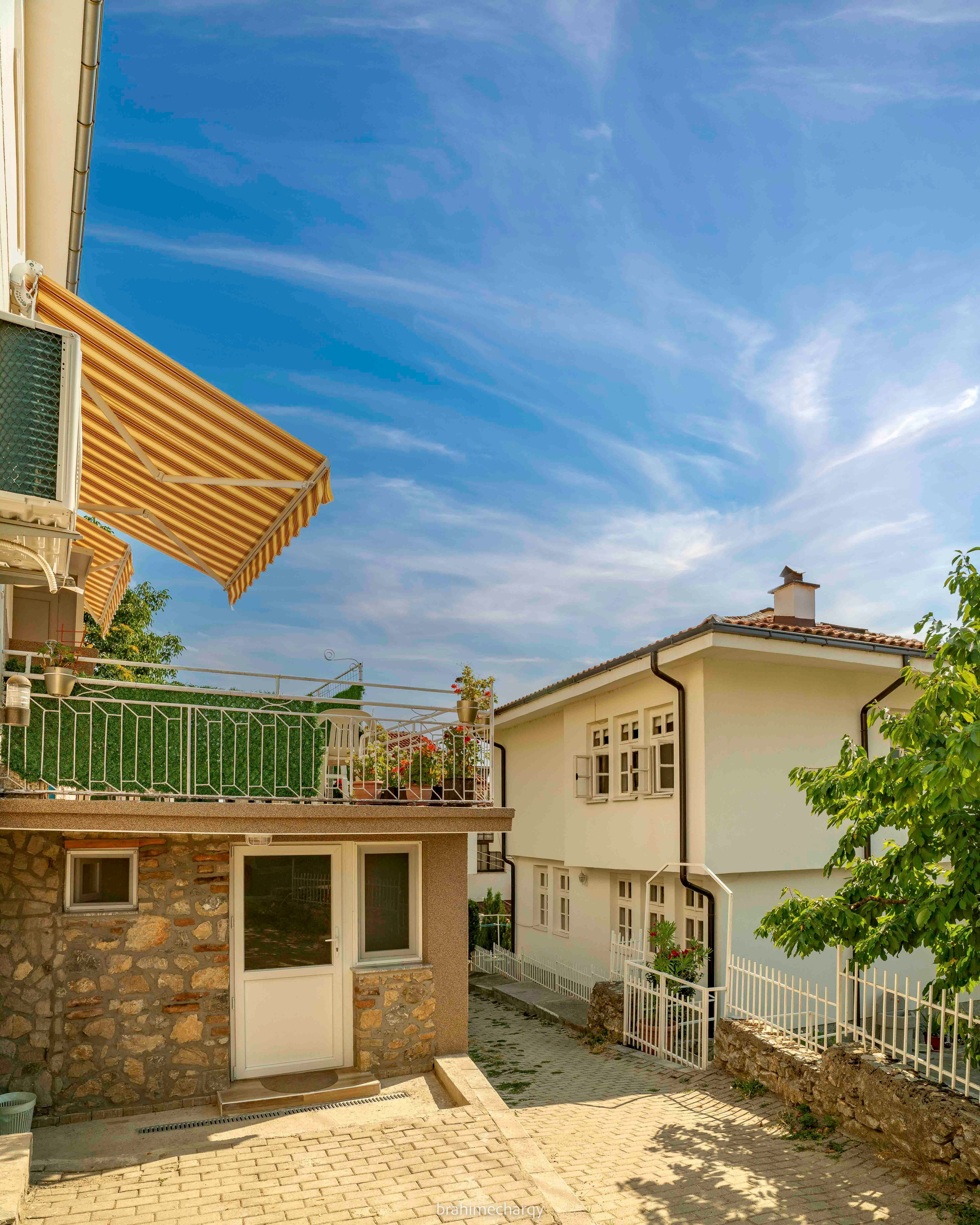 Фото. Брахим — фотограф