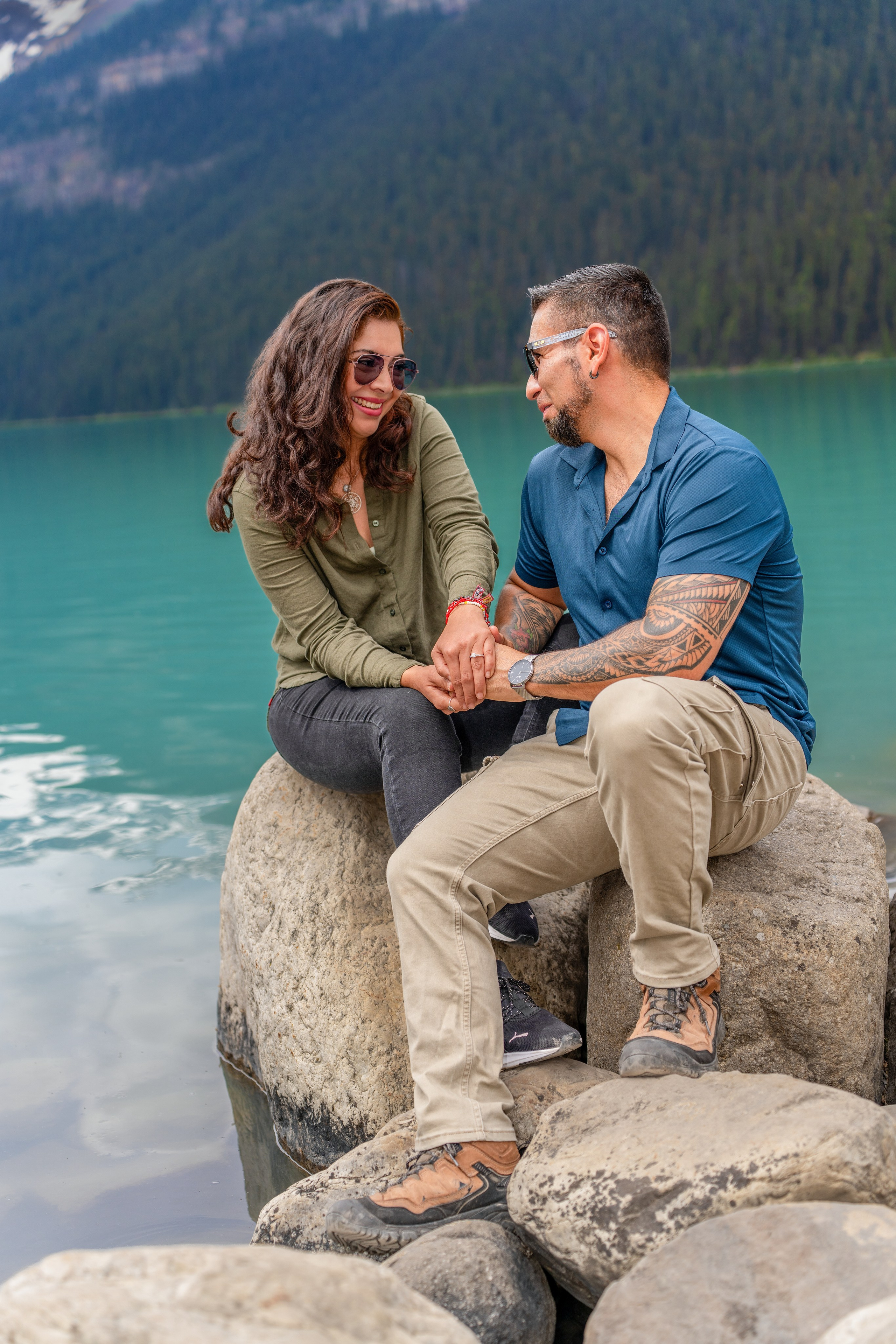 Jesus & Elizabeth. Engagement, Wedding & Family Photographer in Calgary | allo Photography