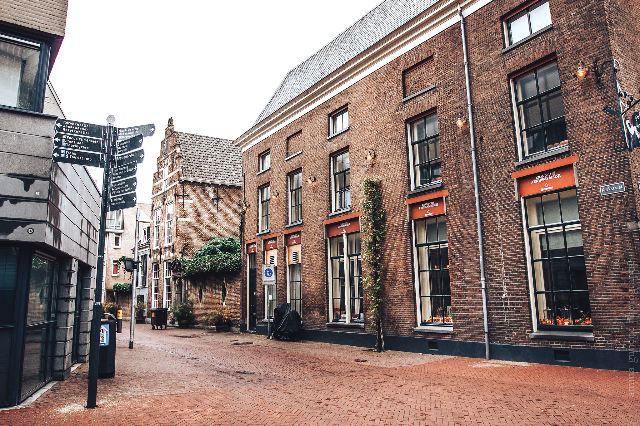 ARNHEM. Amina Gunenc - bruiloft- en familie fotograaf in Nederland