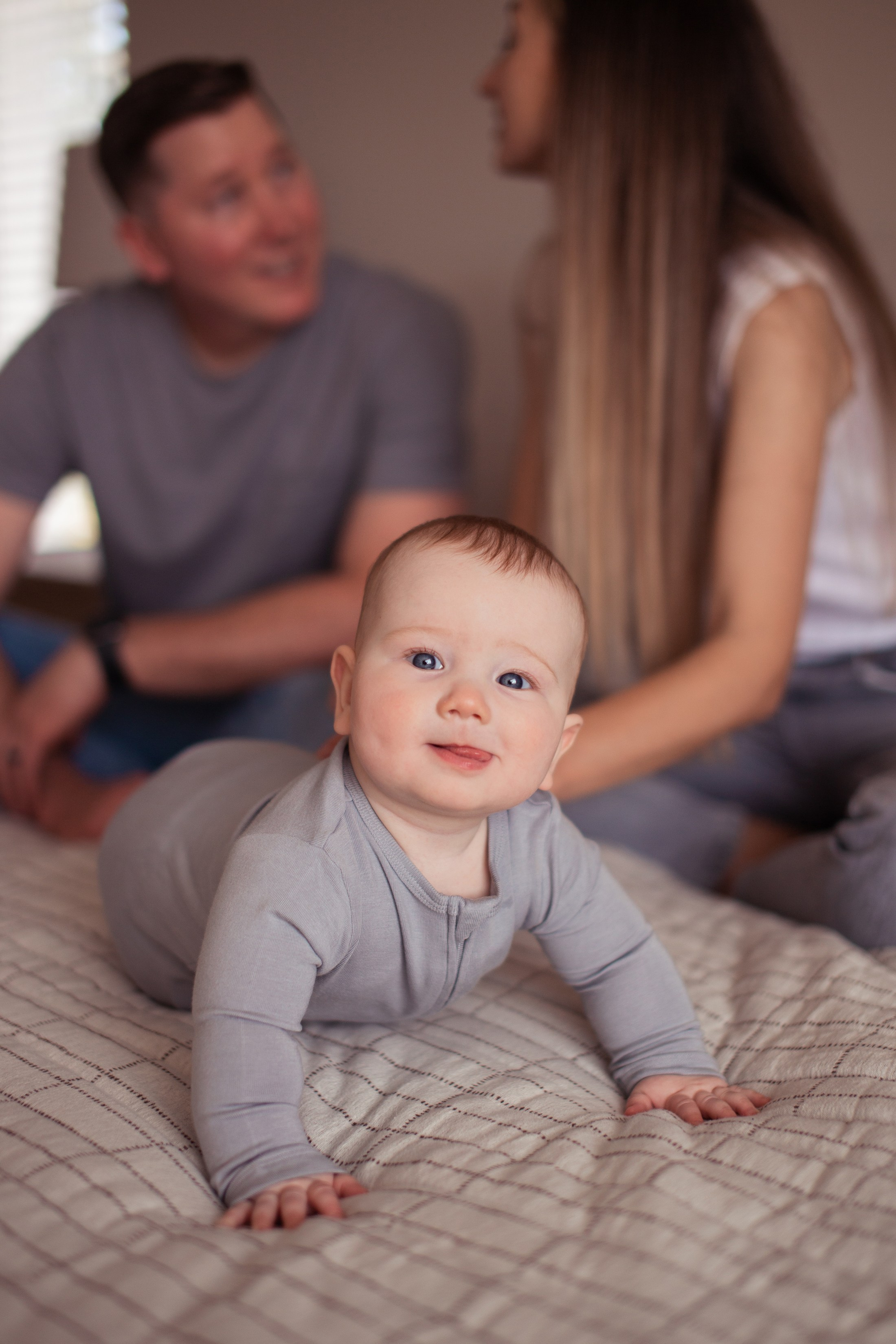 Mike, Anna, Yury & Balu. Wedding & elopement photographer Viktoriya Kravtsov. Las Vegas