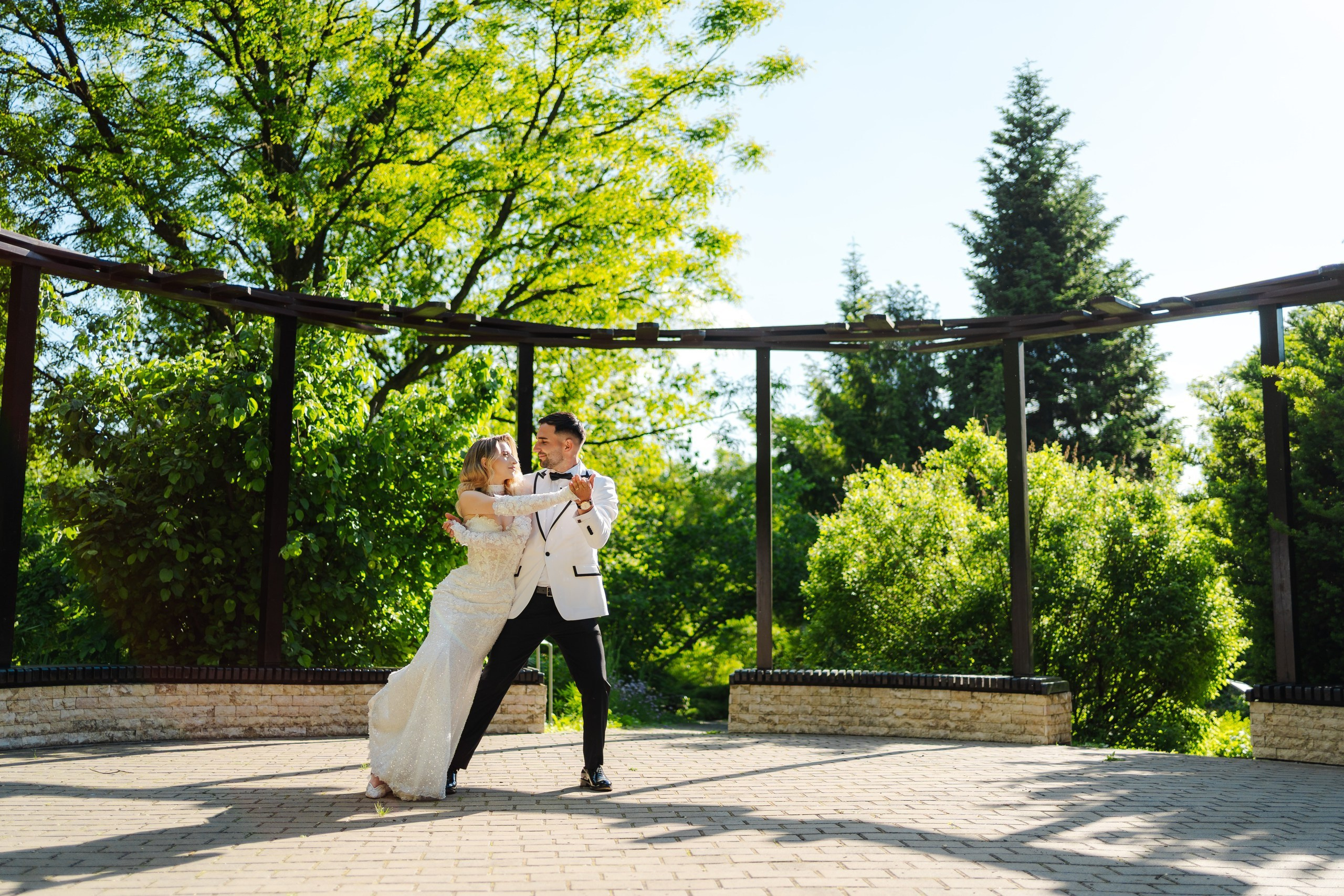 Catalin & Alexandra. Ionut Cimpoes FOTOGRAF