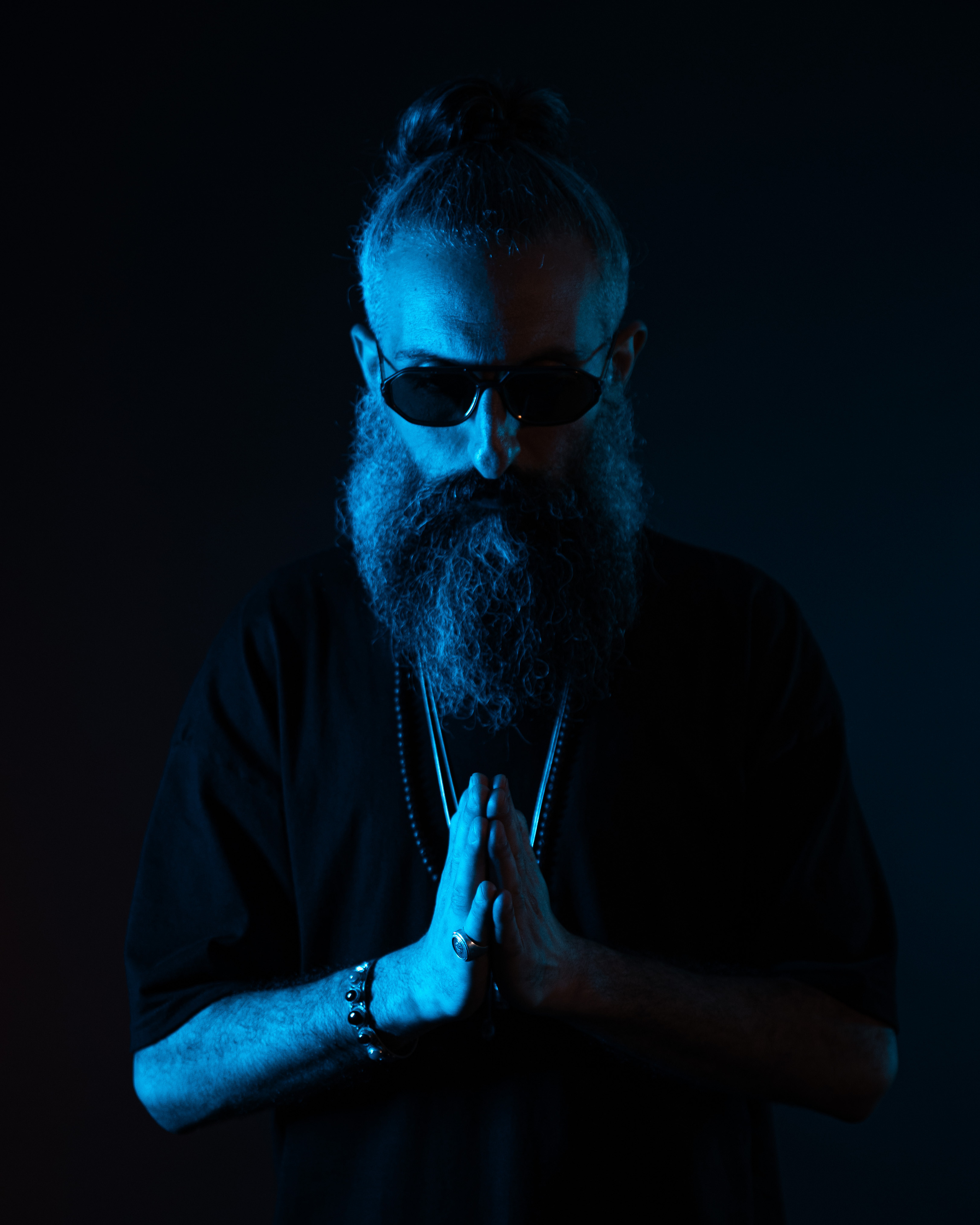 PHOTOSTUDIO. International Photographer