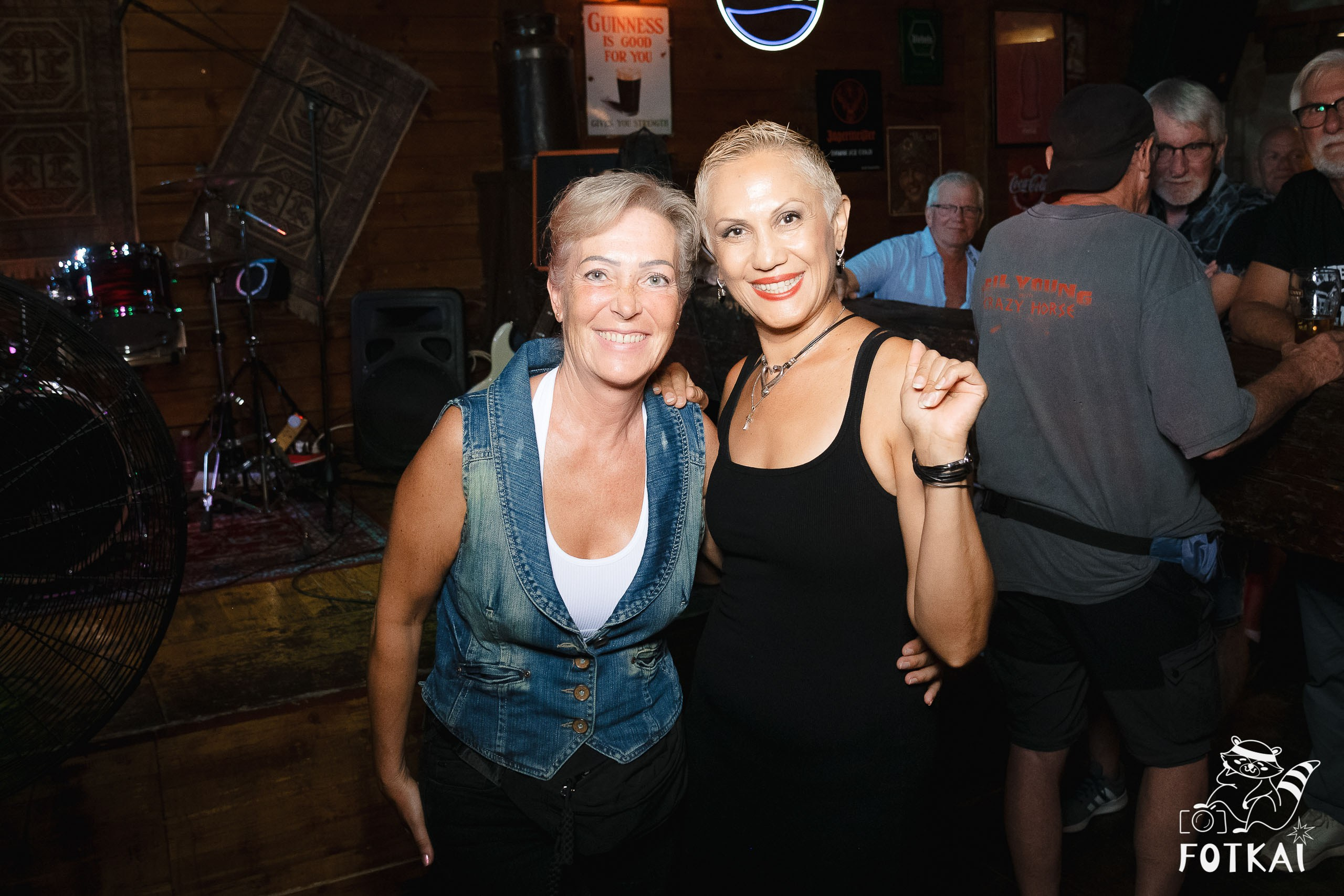 MonTorre Band en El Paso Rock Bar Torrevieja: Reportaje fotográfico 27.09.25 | FOTKAI