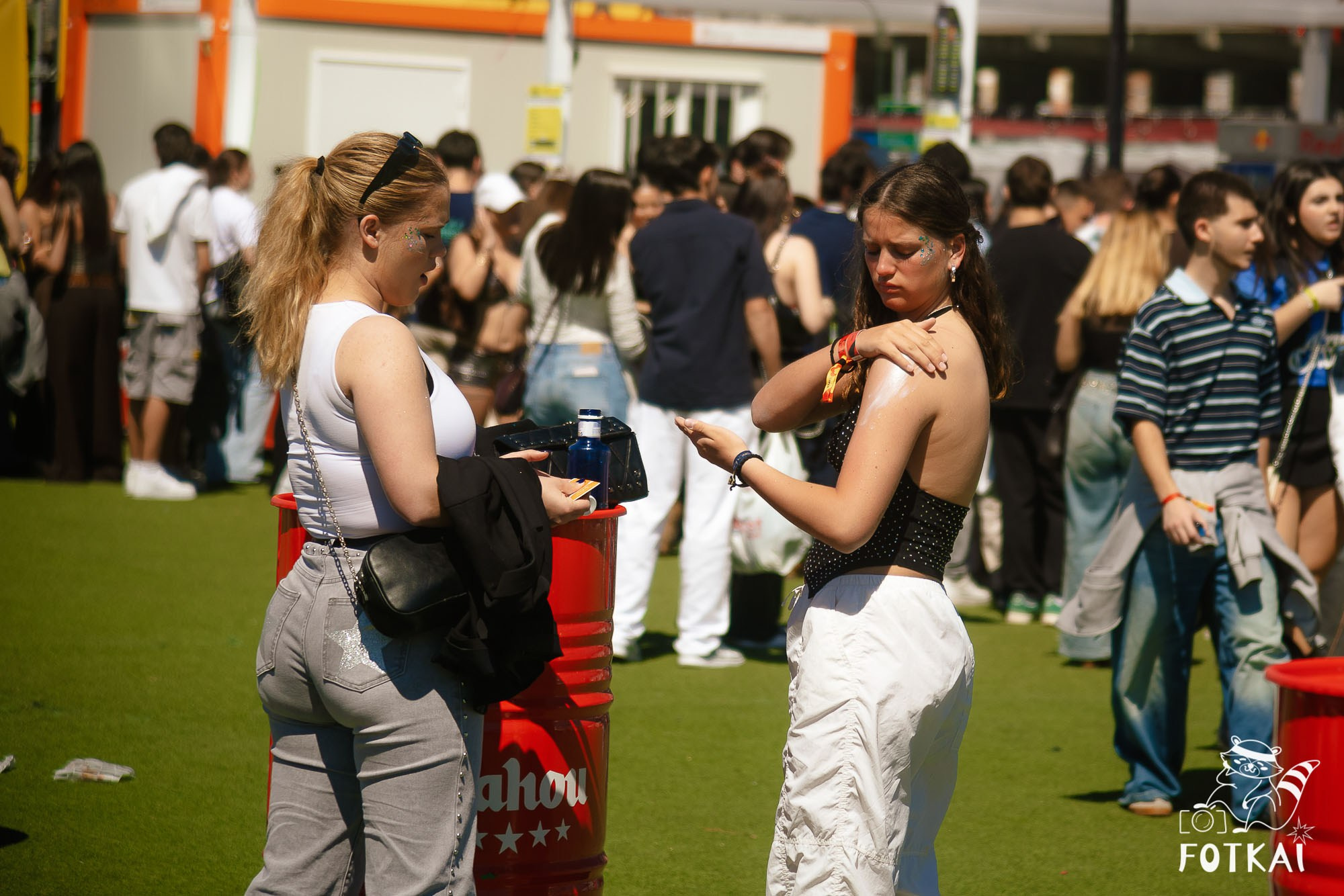 Costa Sonora 2026 Alicante Día 1 Fotos — encuéntrate en fotos y busca amigos del festival | FOTKAI