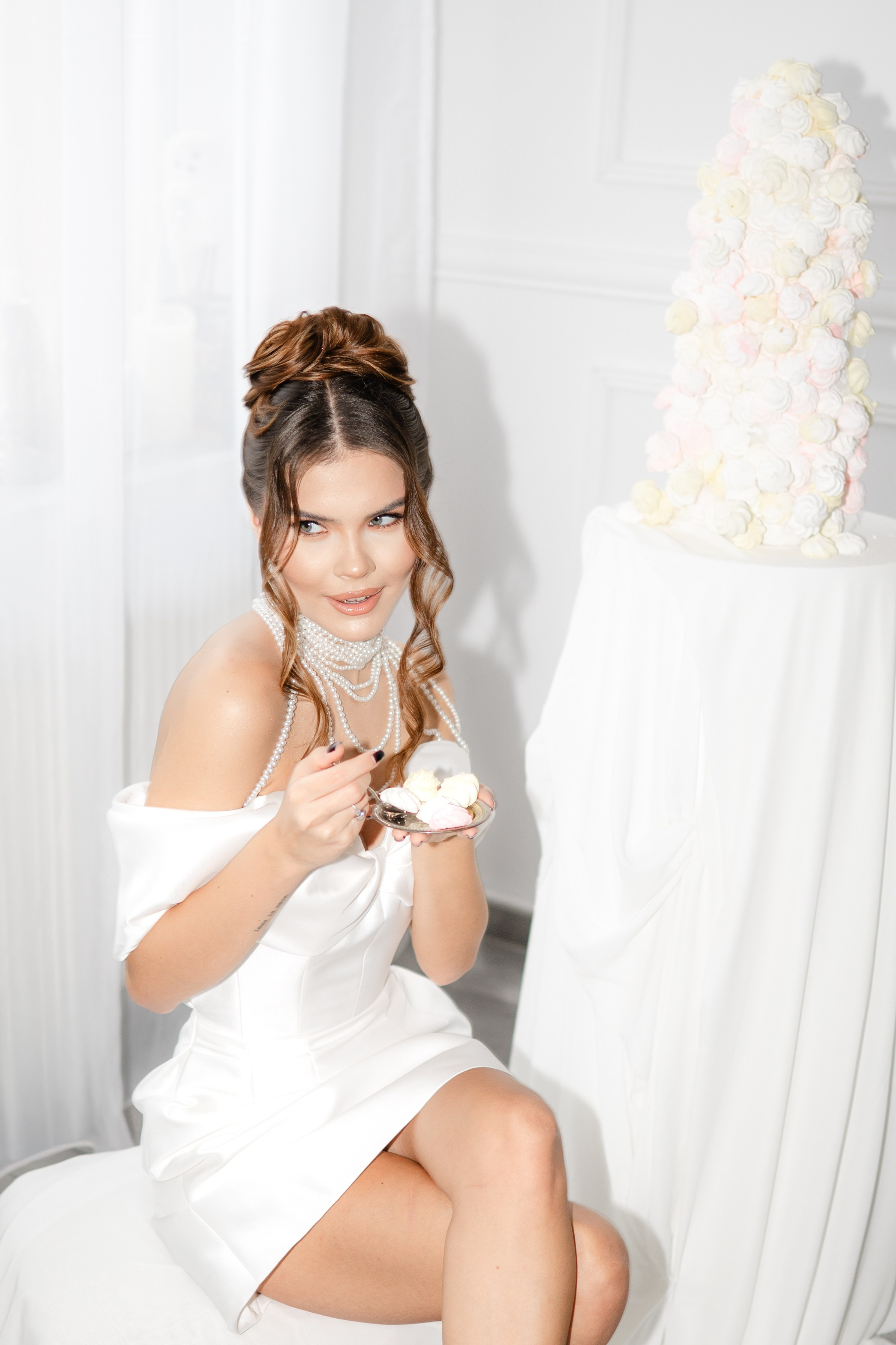 Vogue bride. Alexandra Hanu Photographer