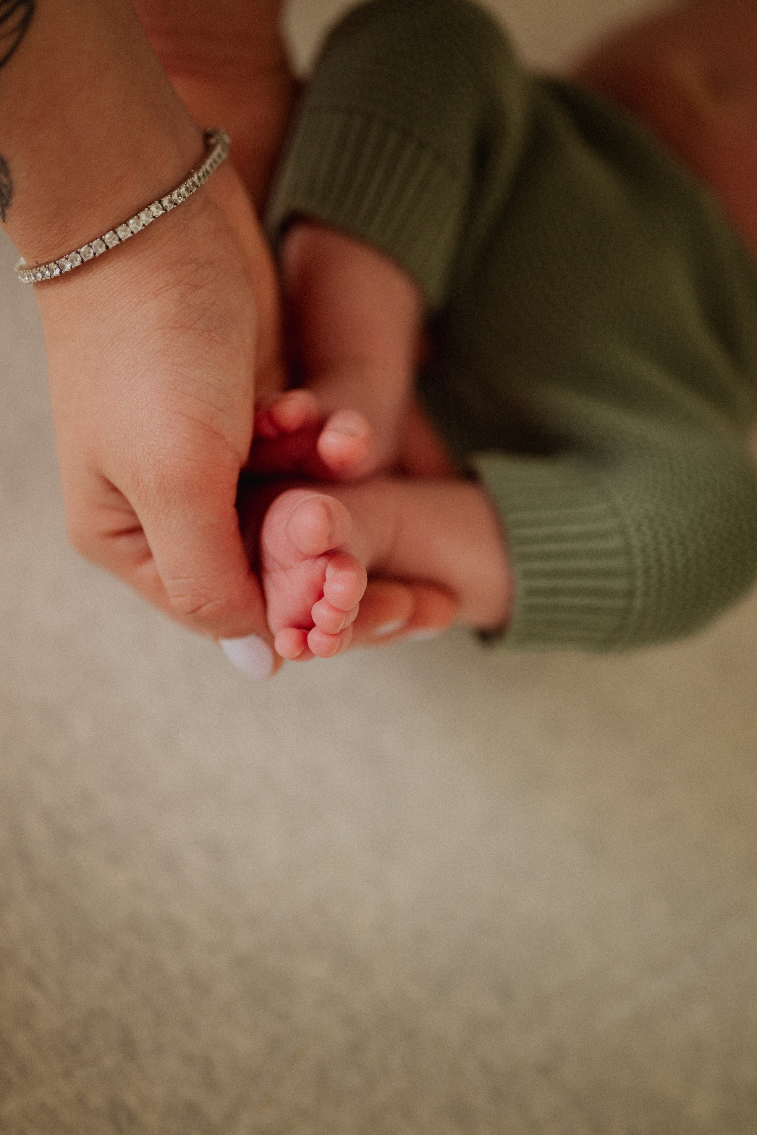 Newborn photo shoot in Green Bay. Ilia Bordiugov.