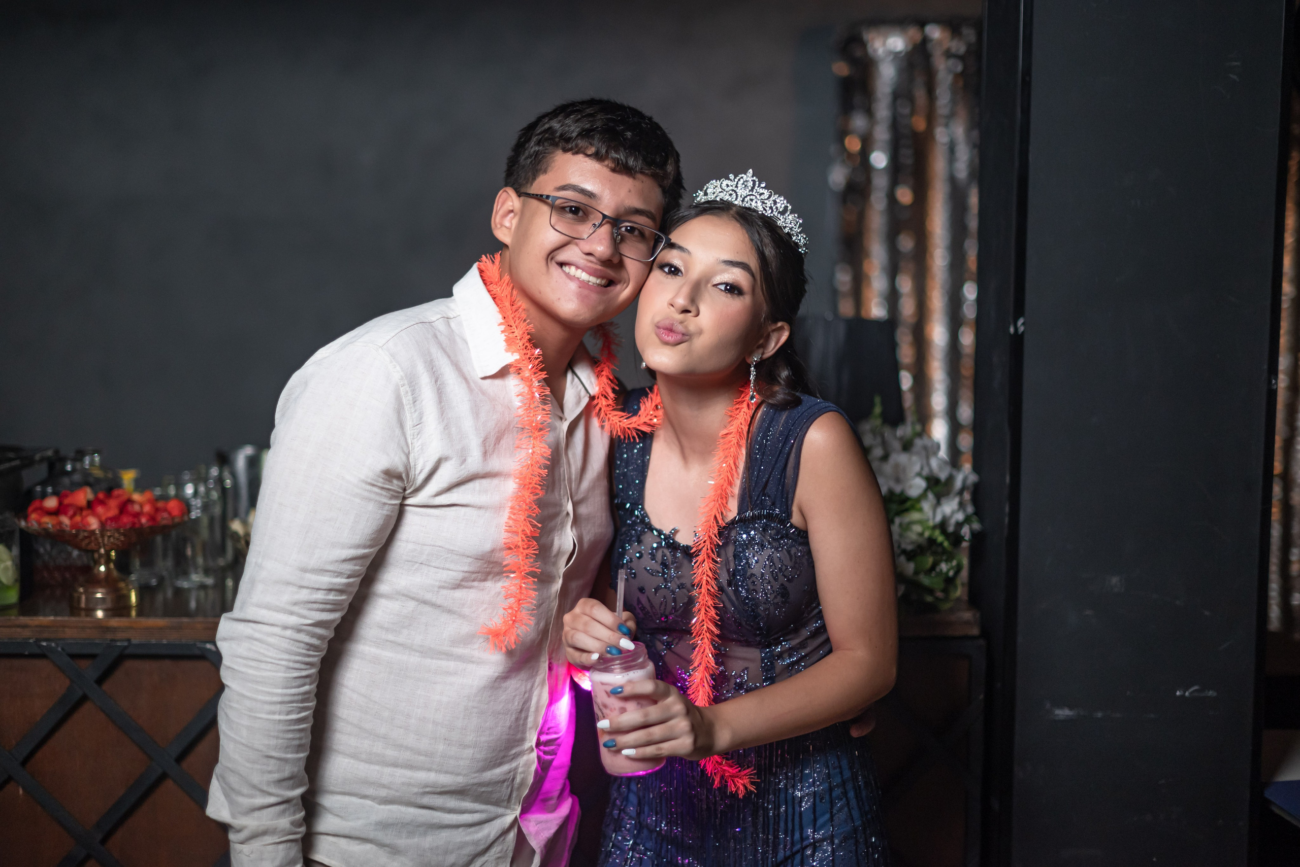 Betina 15 anos. Quem somos