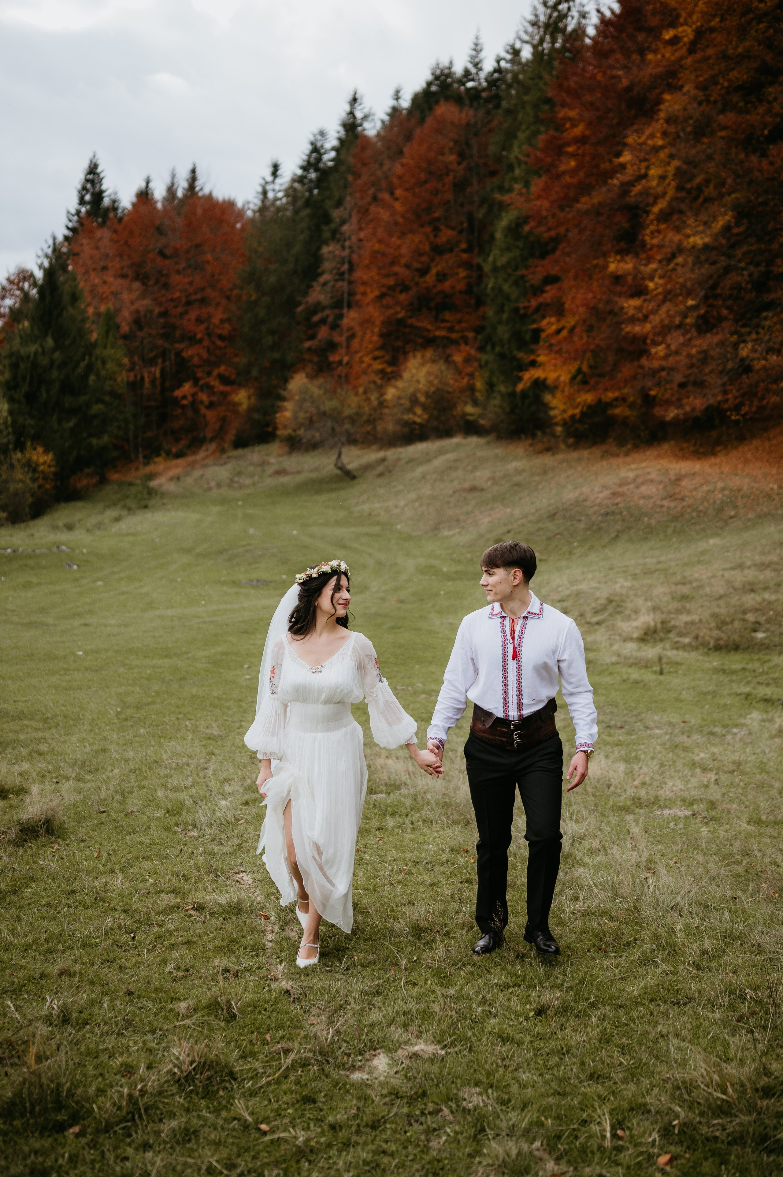 Iulian si Felicia. Valentin Melen - fotograf de nunta 🤍