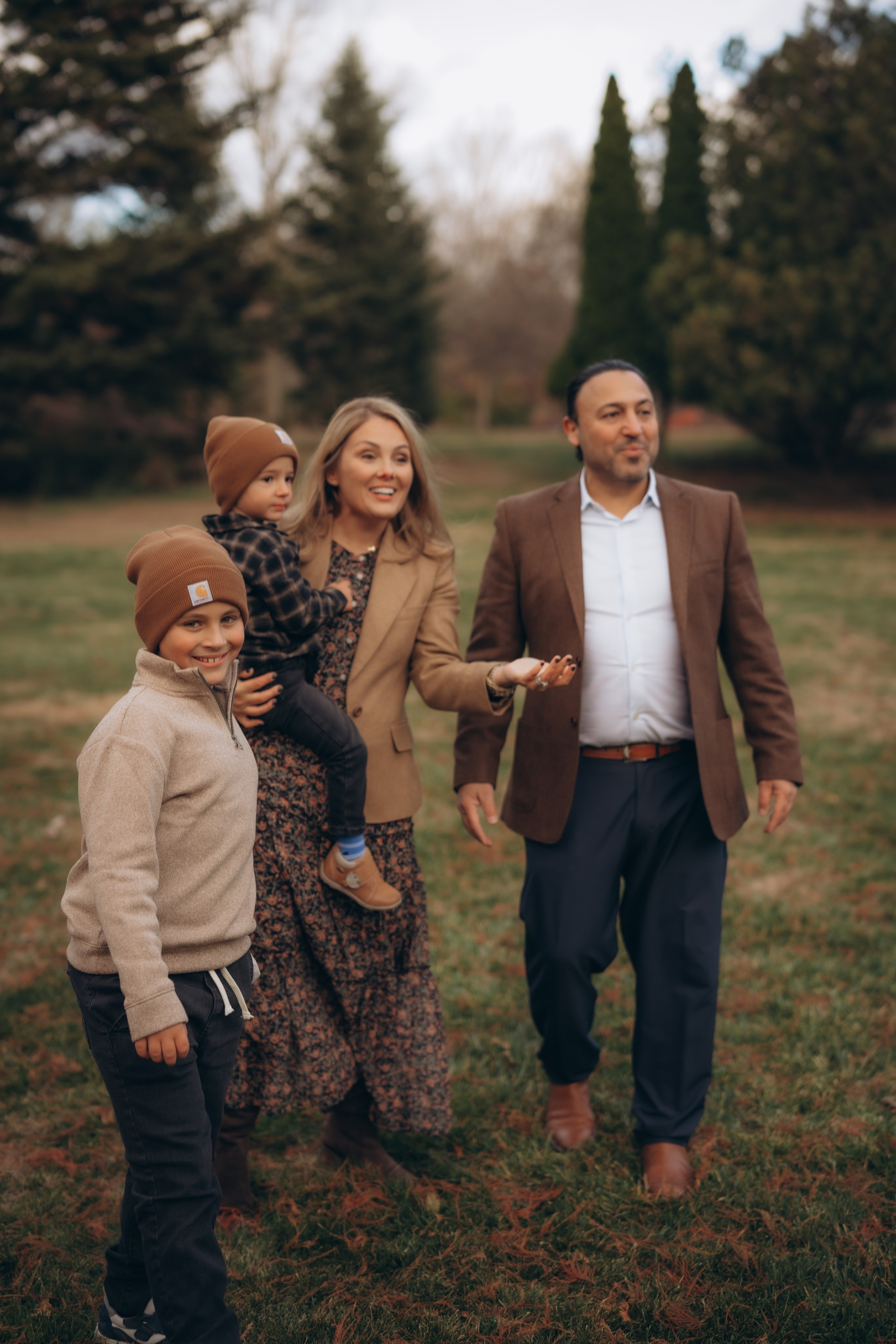 Family sessions (in home/outdoor). Lifestyle Family Photographer in Pennsylvania