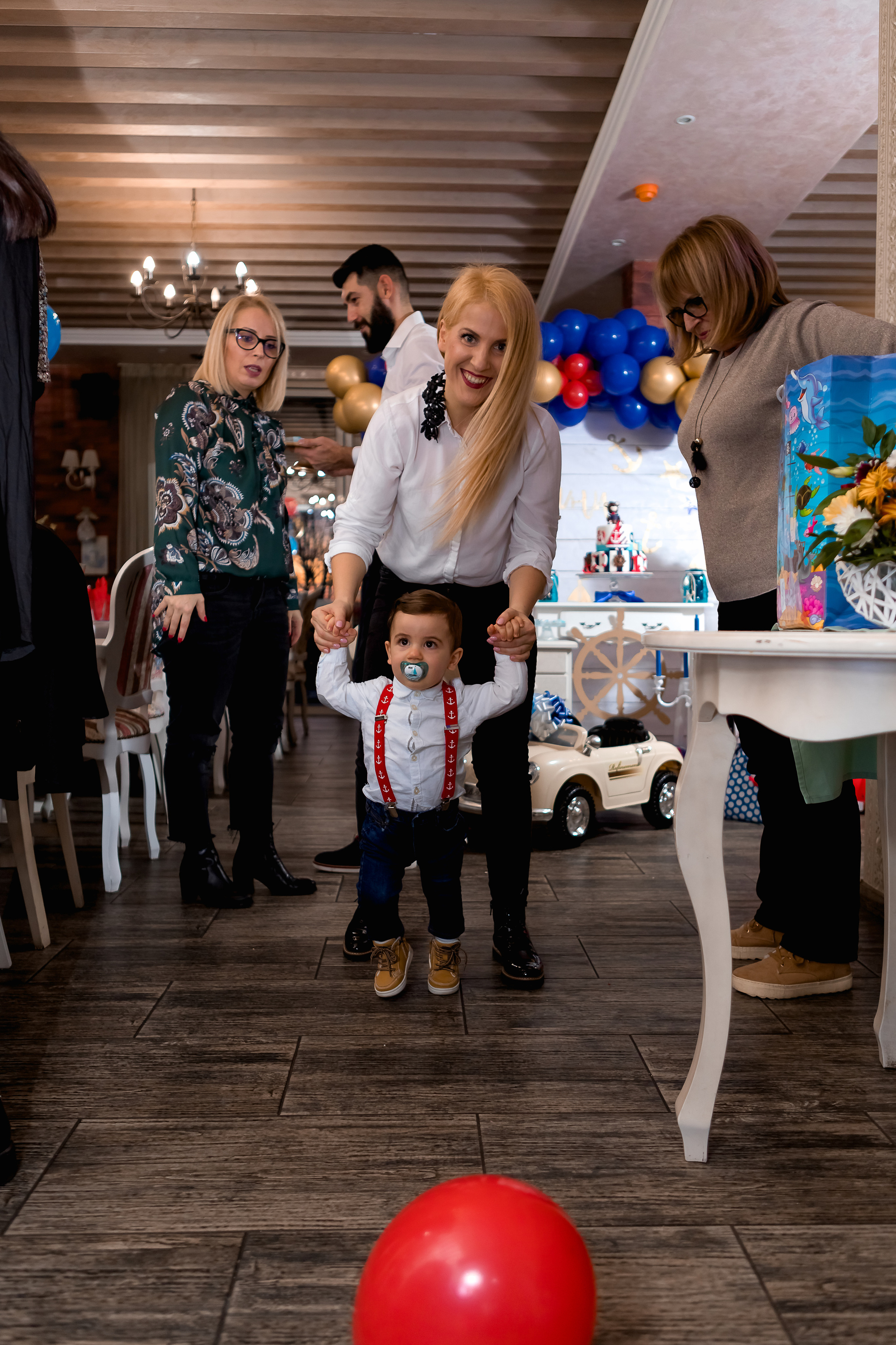 Първи Рожден Ден. Фотограф Ирина Йотова