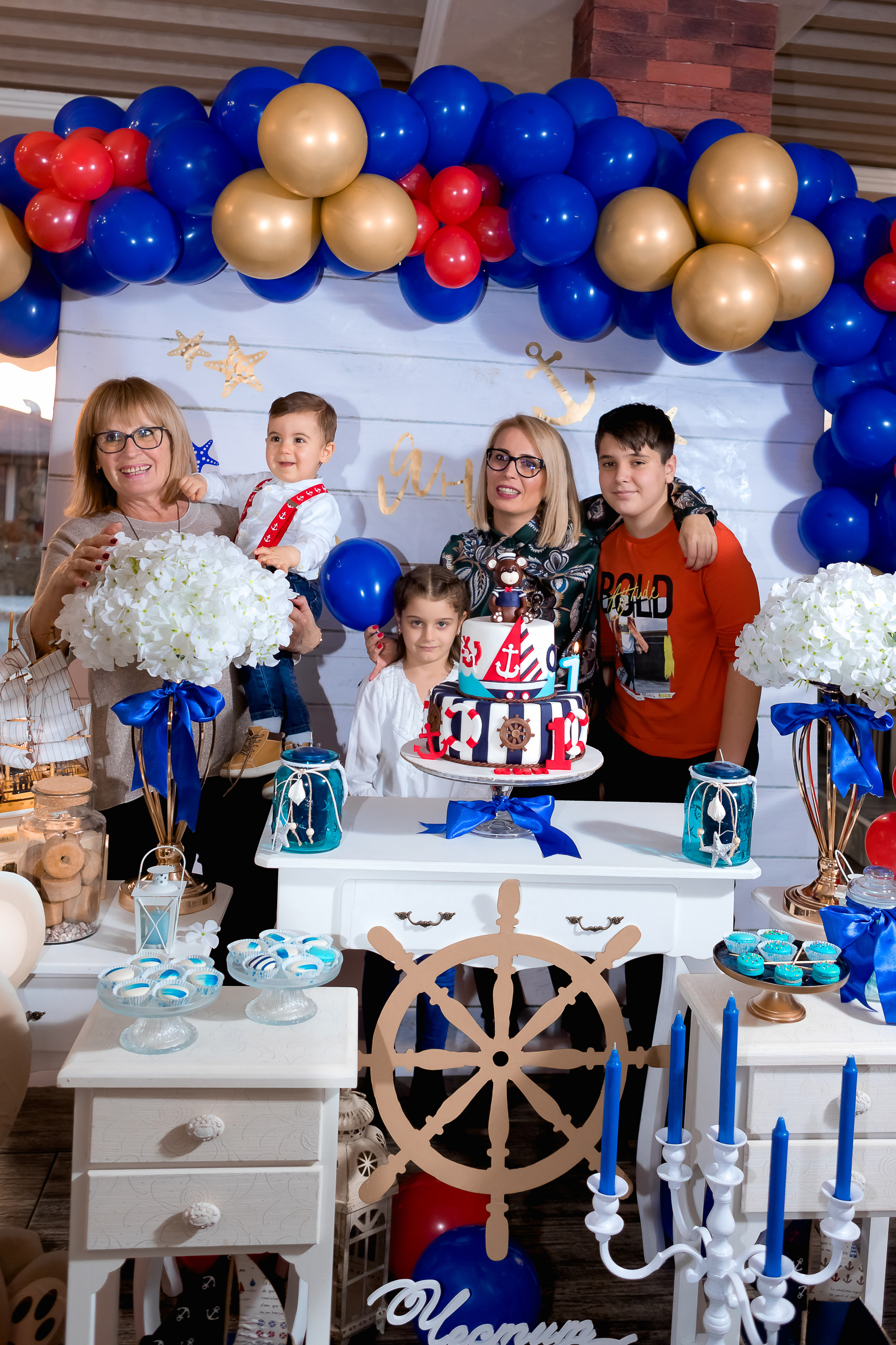 Първи Рожден Ден. Фотограф Ирина Йотова