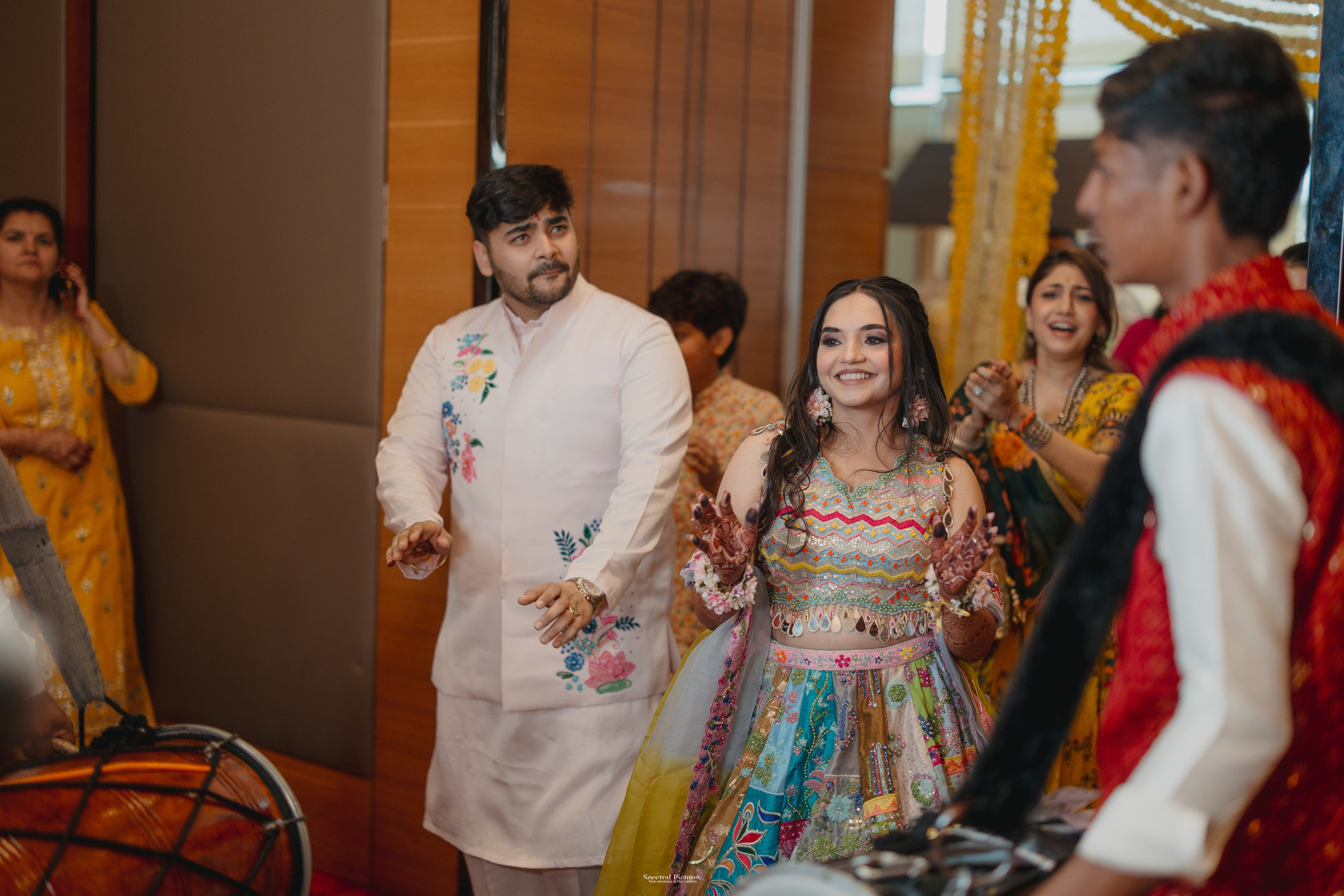 #ADIकीAESHहै