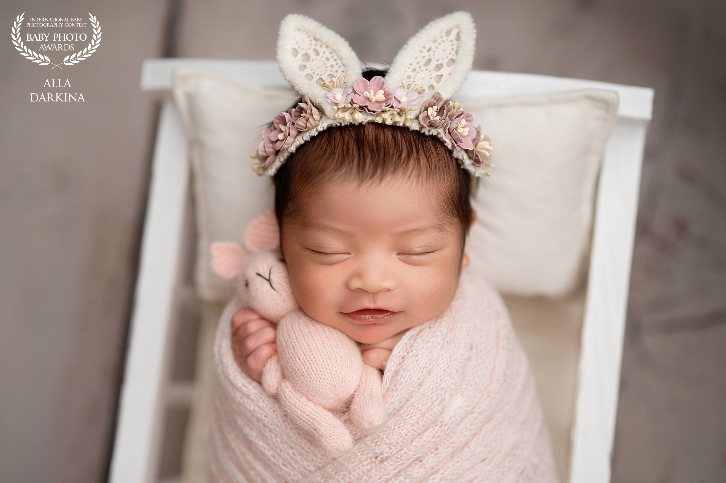 Newborn session price guide. Newborn and family photographer. Hills District. Sydney