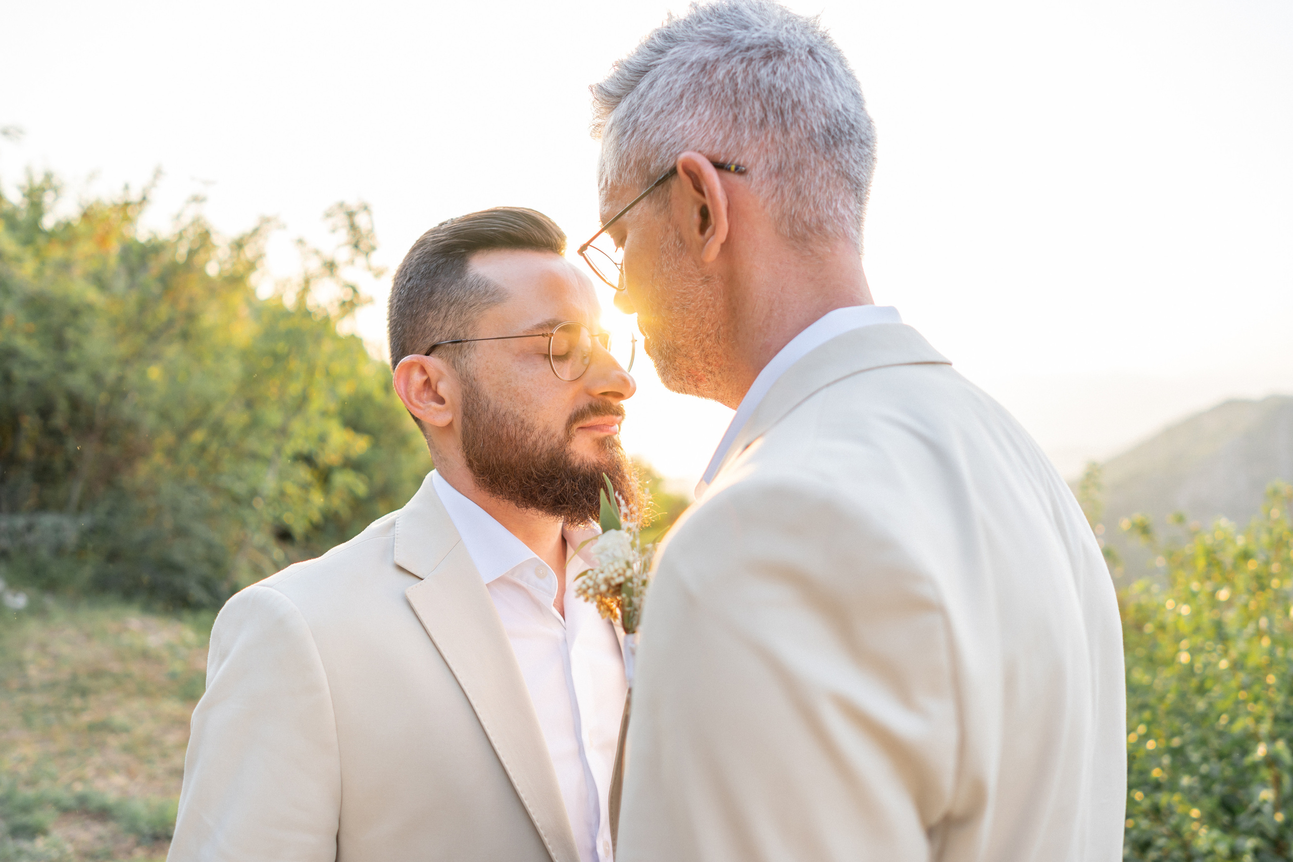 Однополая свадьба в Черногории с видом на Которский залив