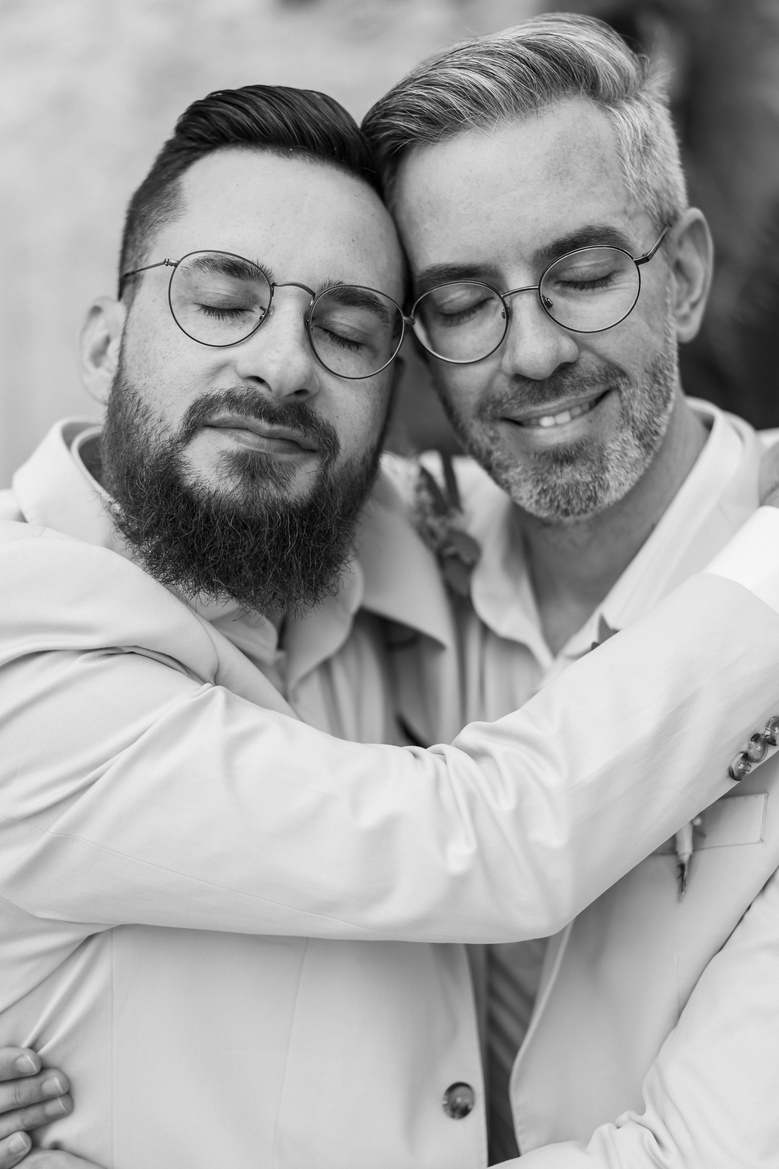 Однополая свадьба в Черногории с видом на Которский залив