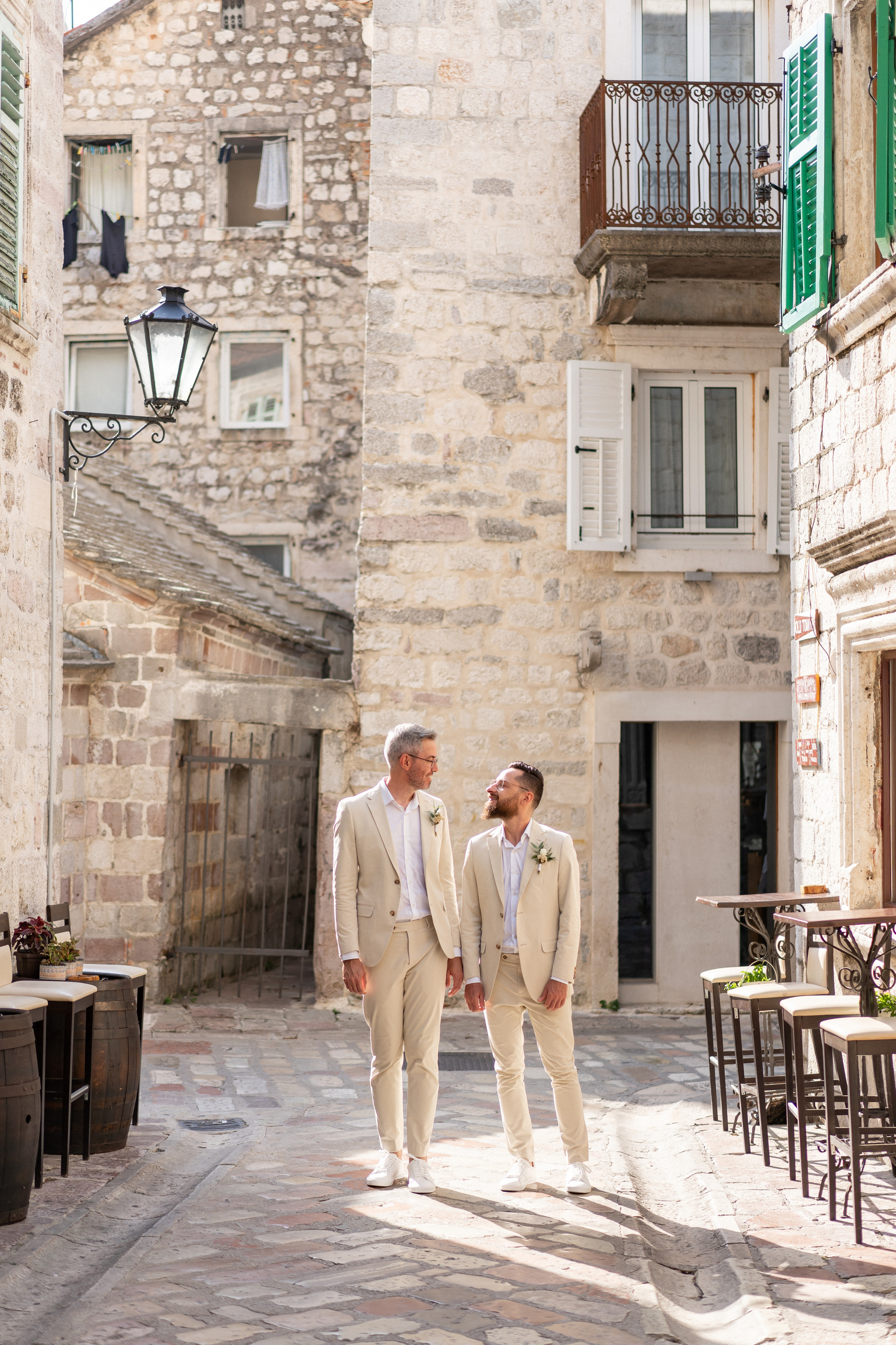 Однополая свадьба в Черногории с видом на Которский залив