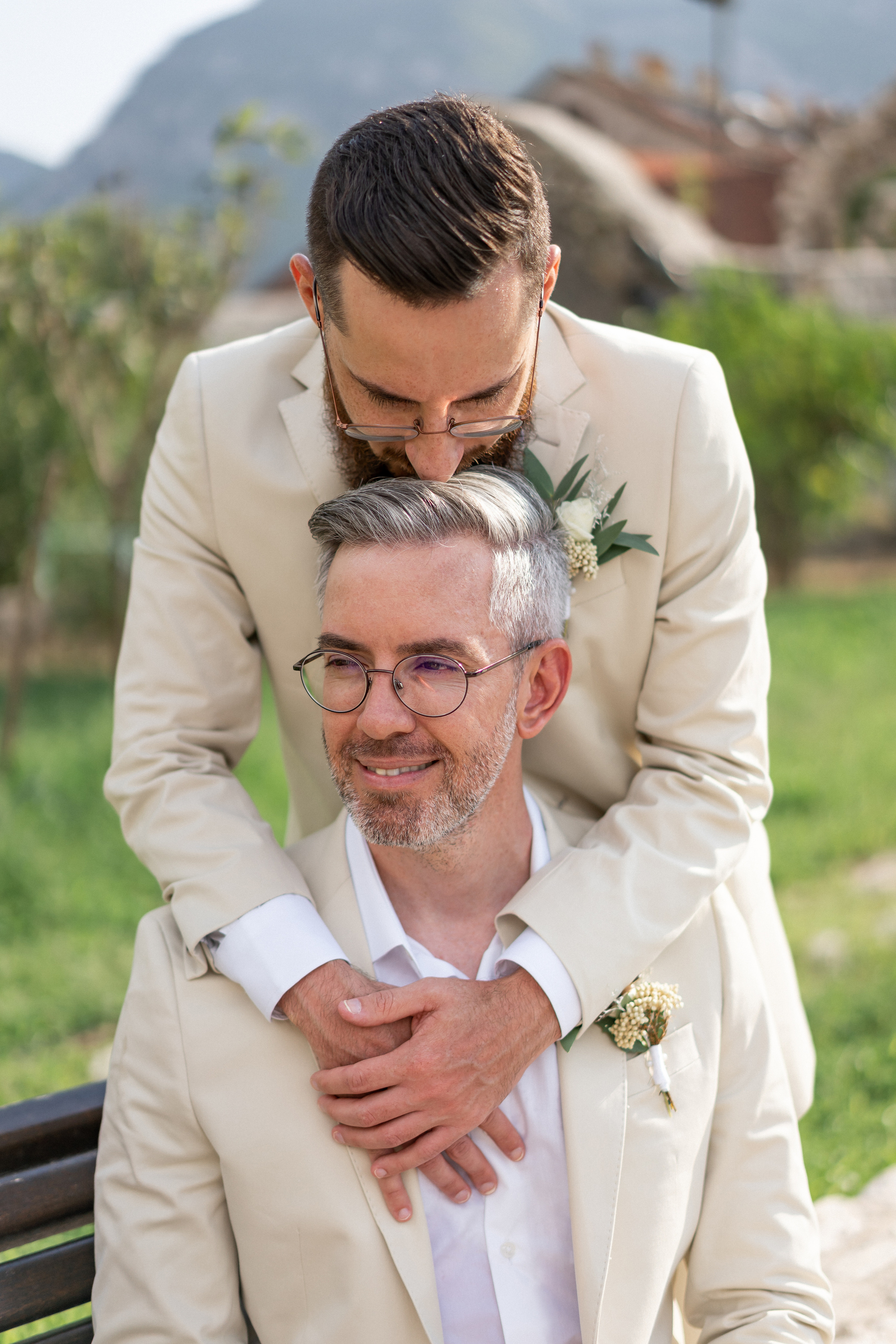 Однополая свадьба в Черногории с видом на Которский залив