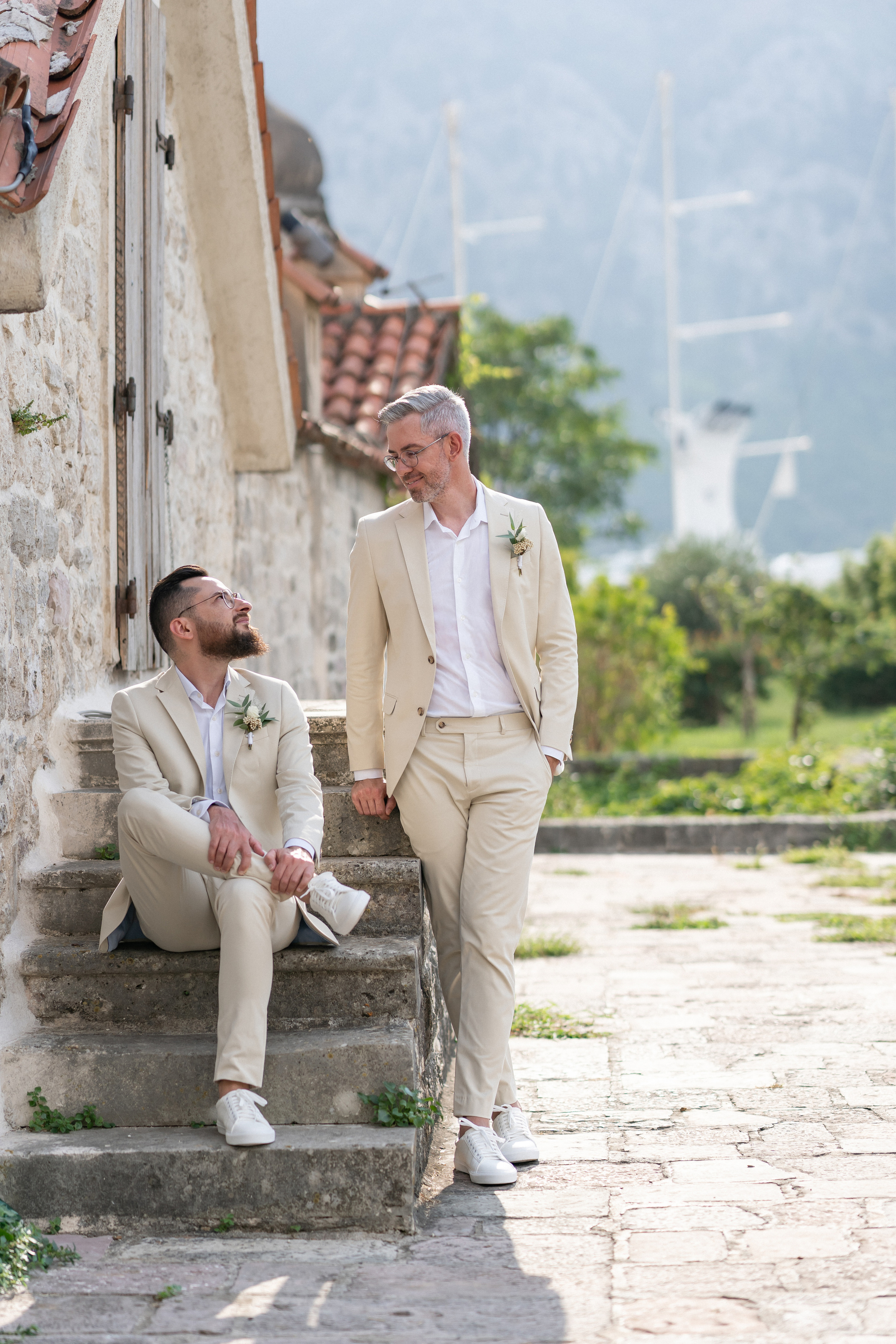 Однополая свадьба в Черногории с видом на Которский залив