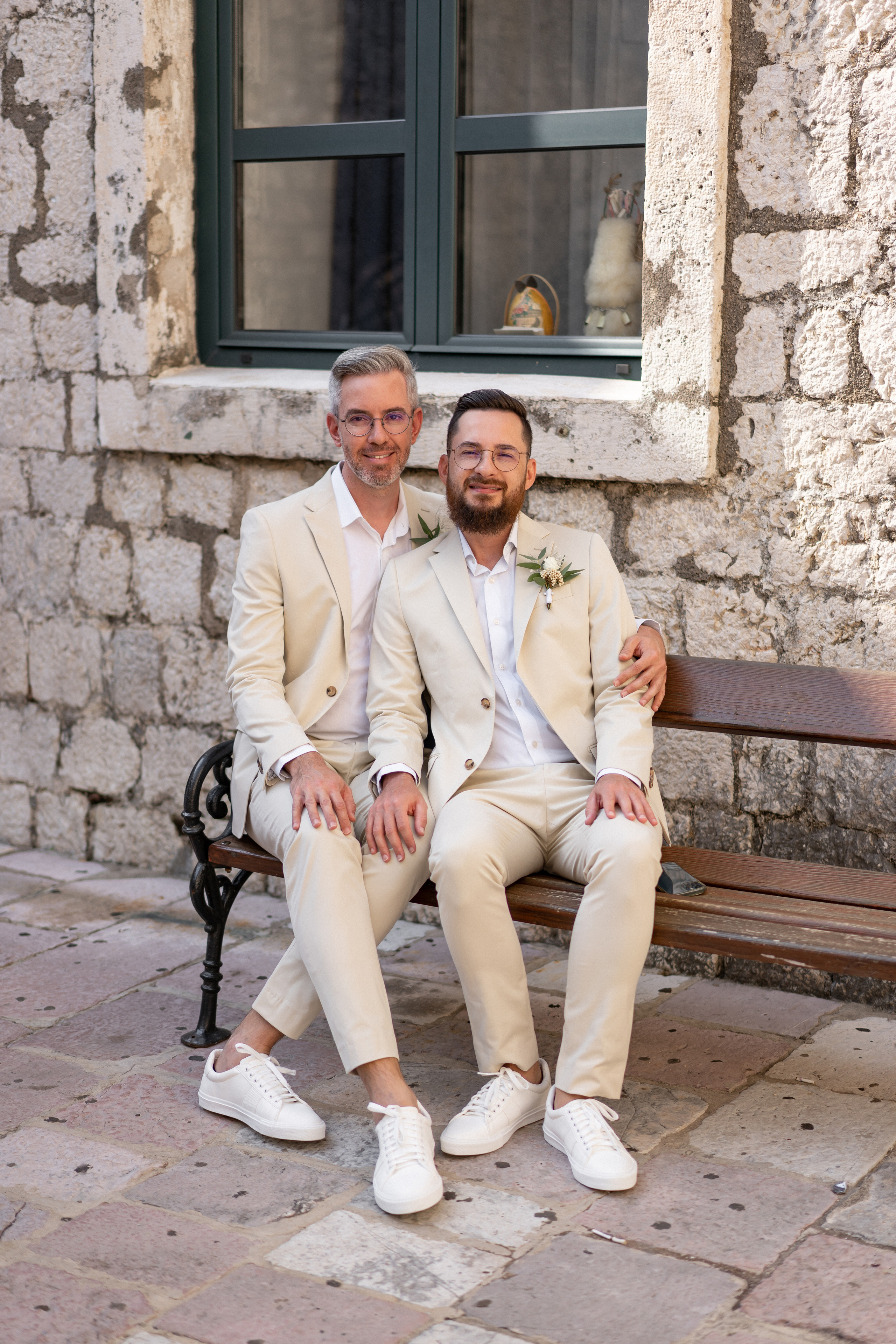 Однополая свадьба в Черногории с видом на Которский залив