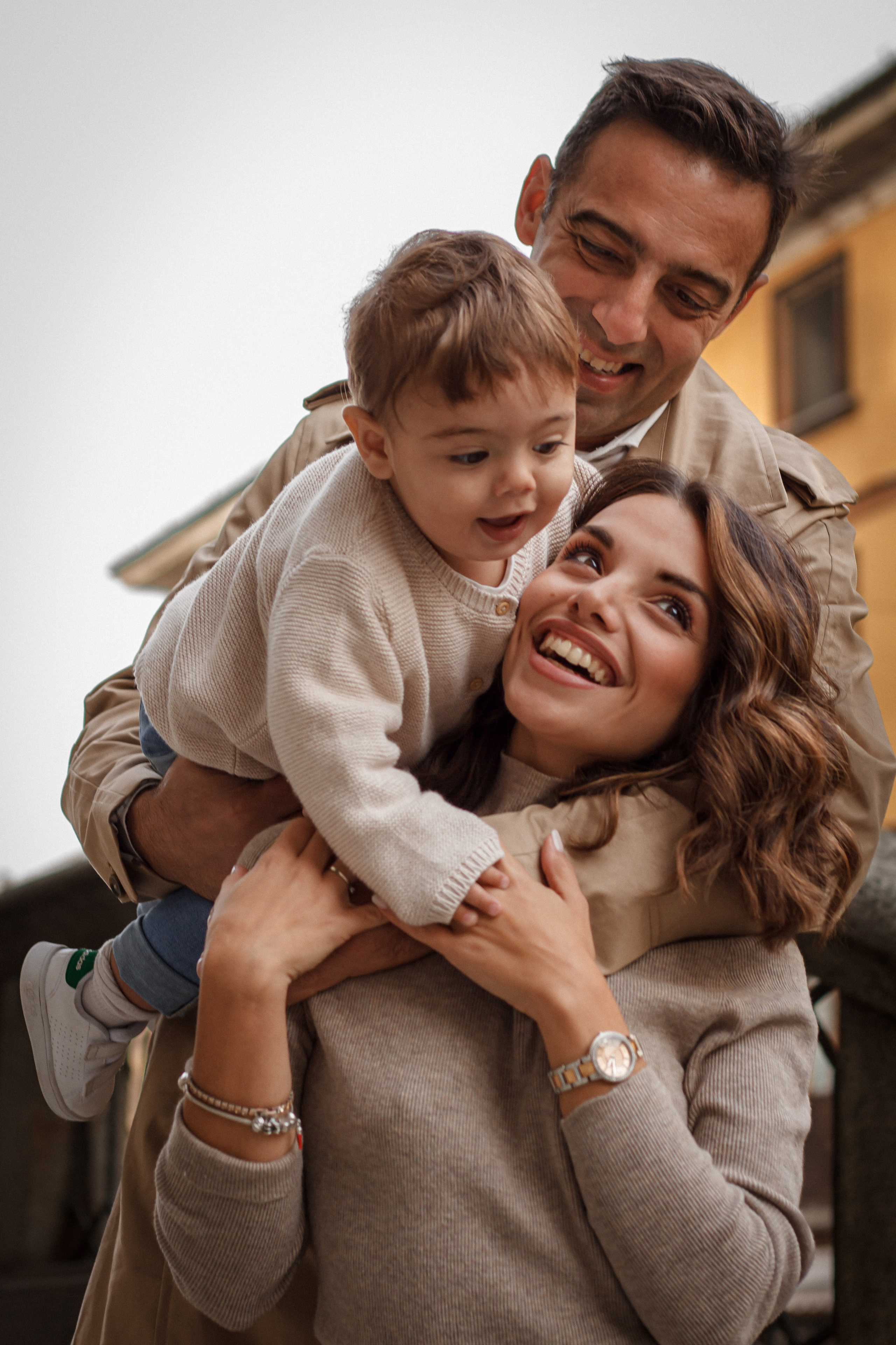 Famiglie. Fotografa a Legnano e Novara — famiglie, coppie, ritratti, Love Story, passeggiate fotografiche e servizi a Milano per turisti