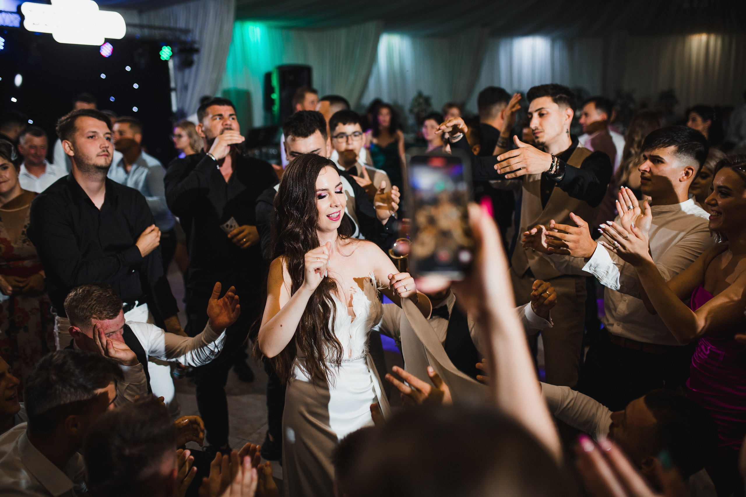 Denisa & Mădălin. Vlad Aconstantinesei Photographer