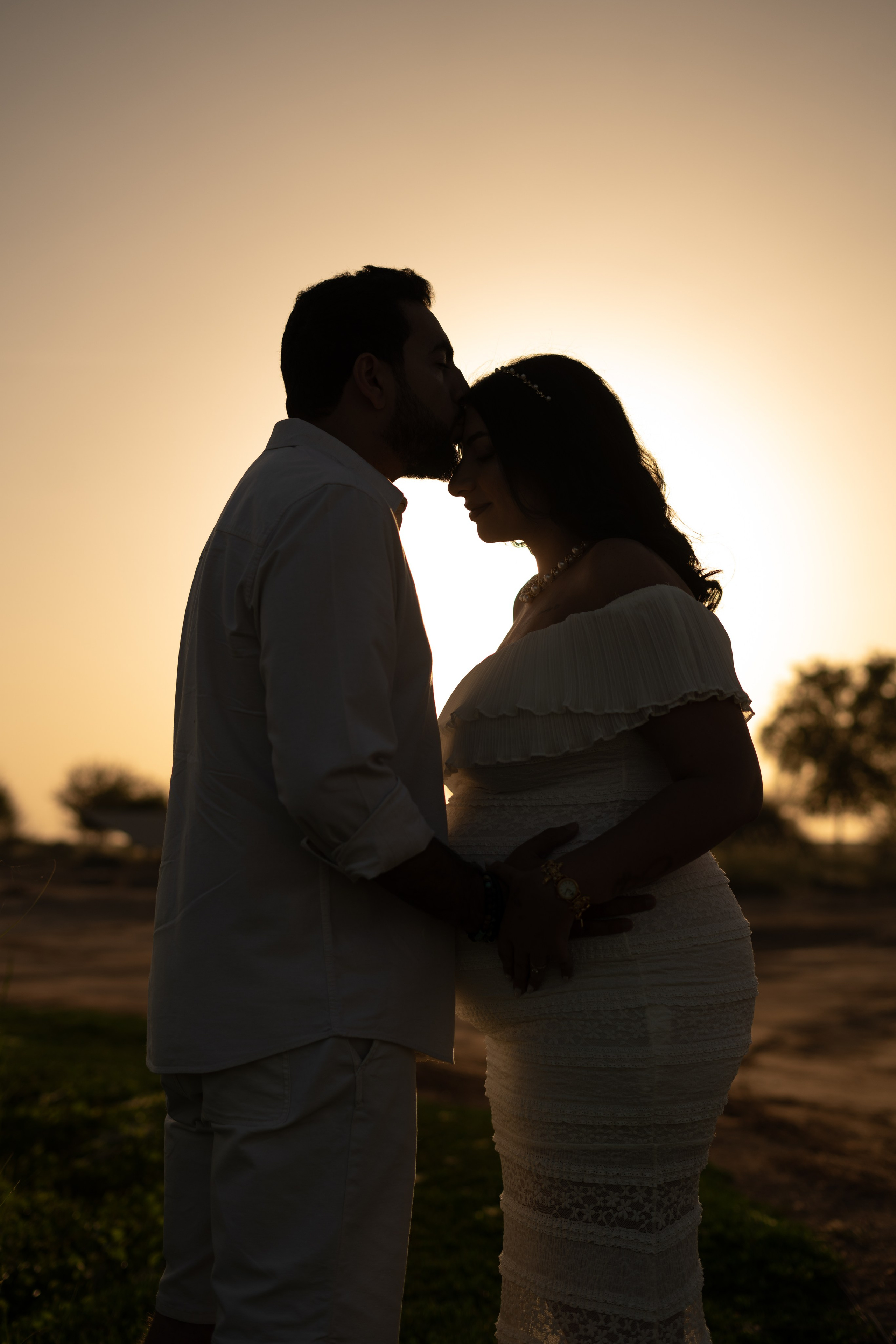 Sunrise by the lake. Angela Iakovleva — Family Photographer in Dubai