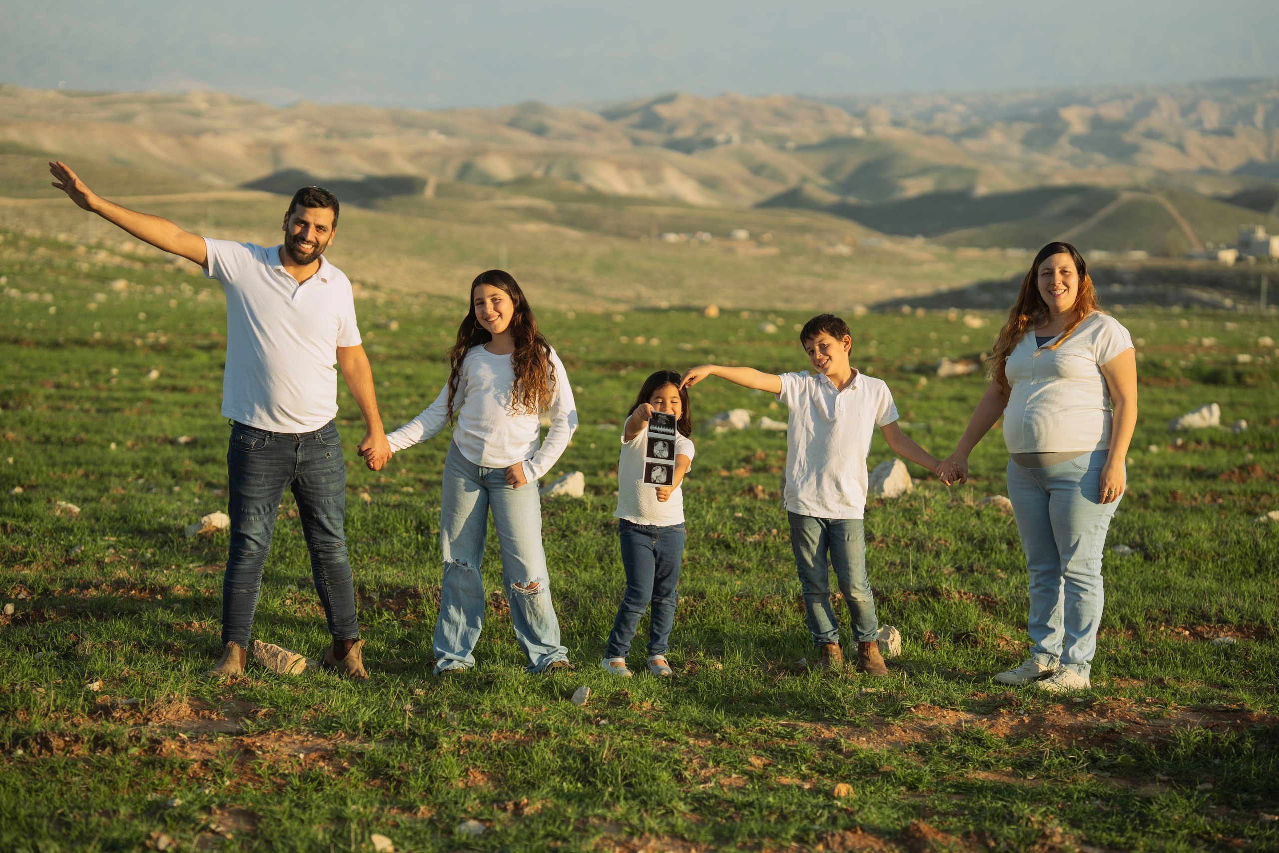 עדיאל ושולמית. יוסף מזרחי צילום חתונה, ברית וזוגיות. צלם מקצועי שאוהב להוציא אתכם הכי יפים ברגעים הכי מרגשים